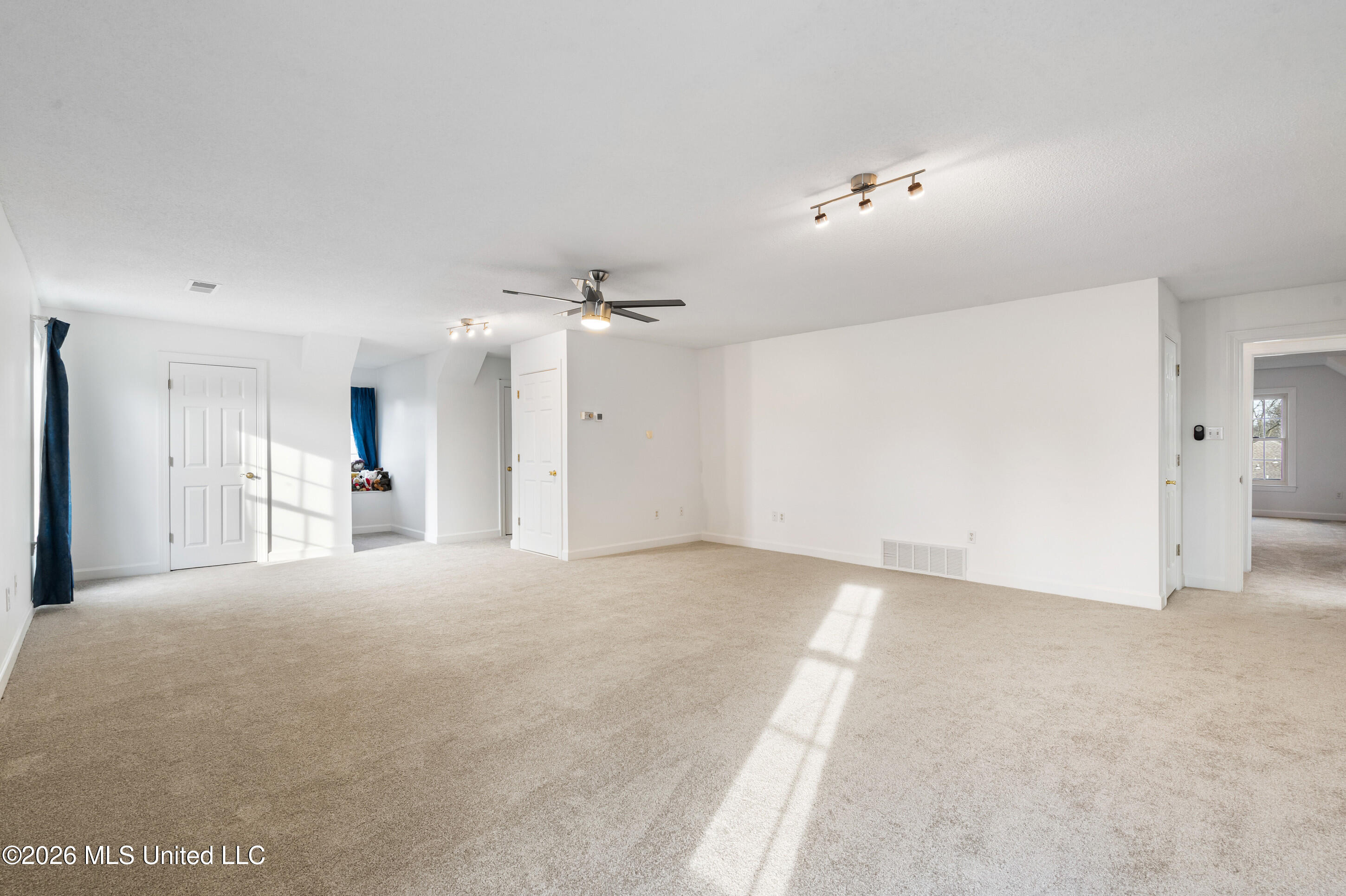 4045 Davall Drive