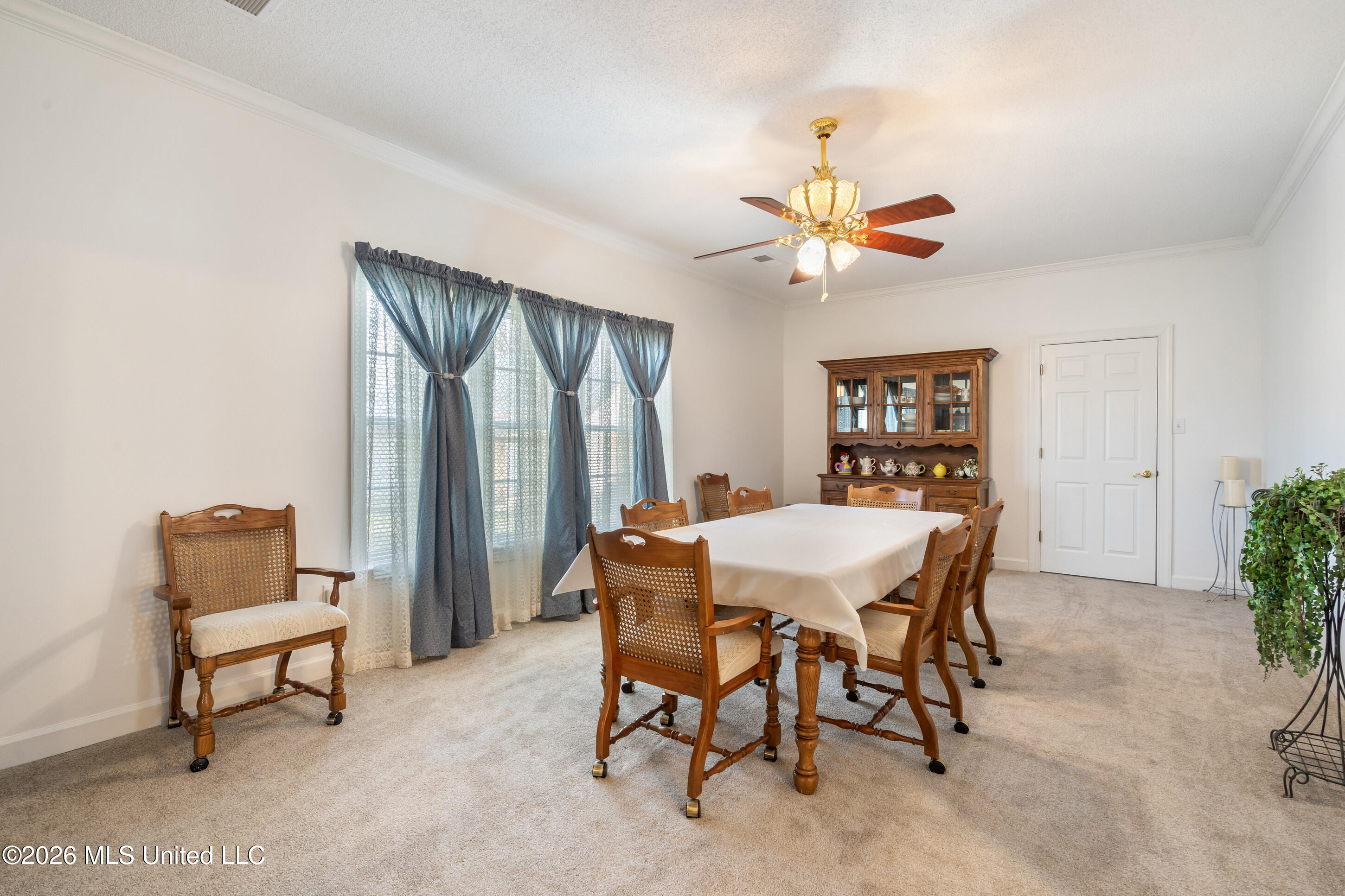 4045 Davall Drive