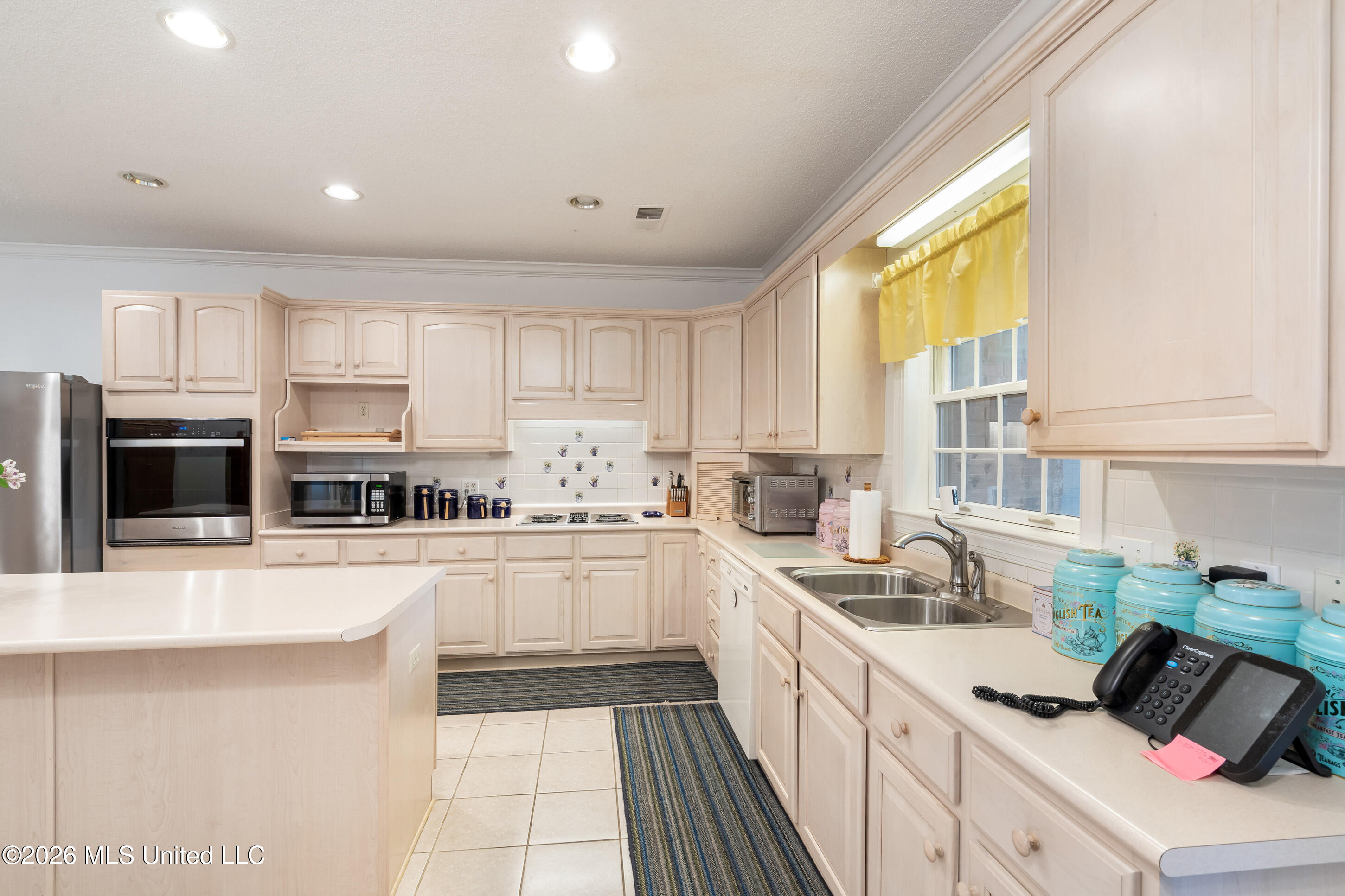 4045 Davall Drive