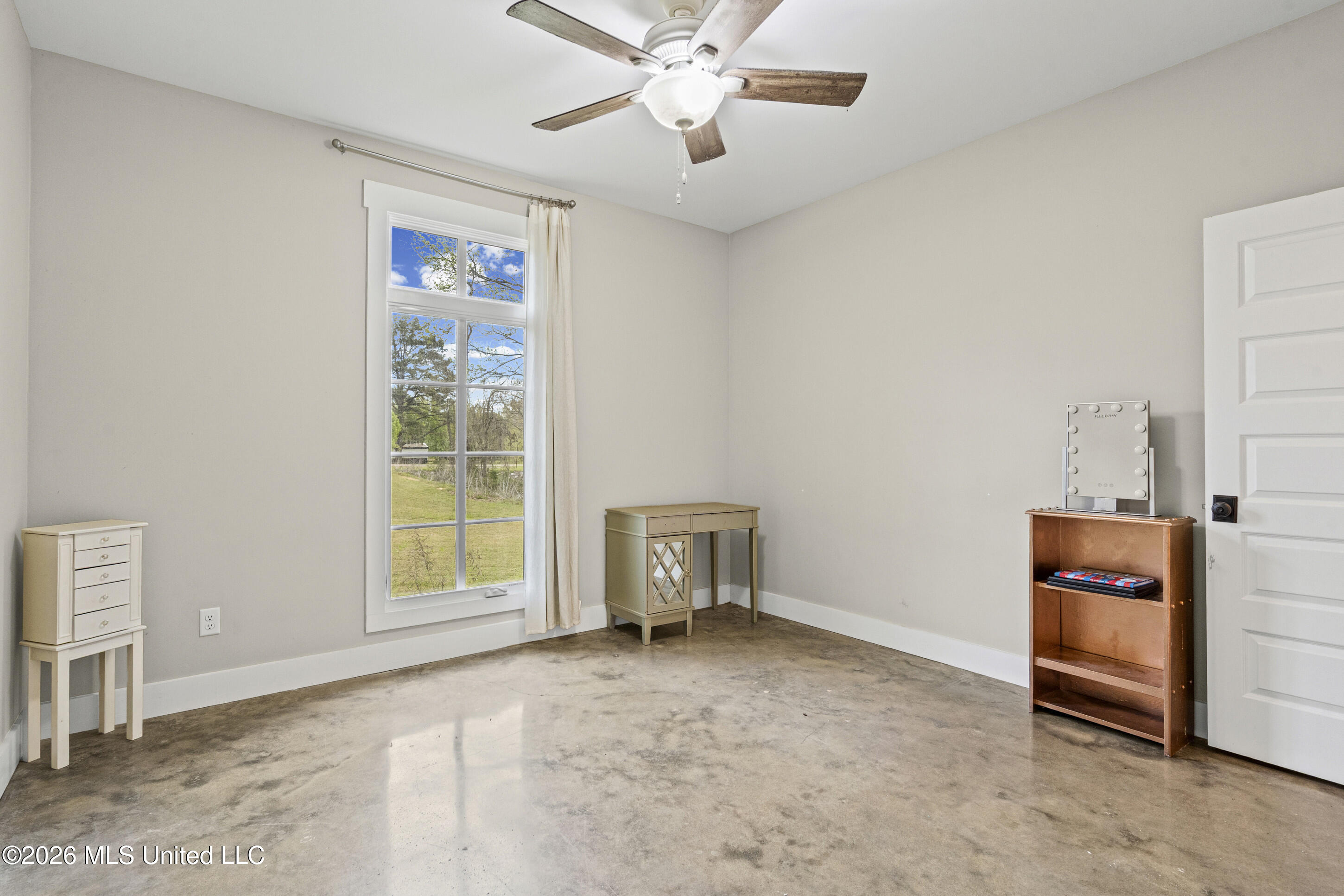 5078 Dixie Creek Drive