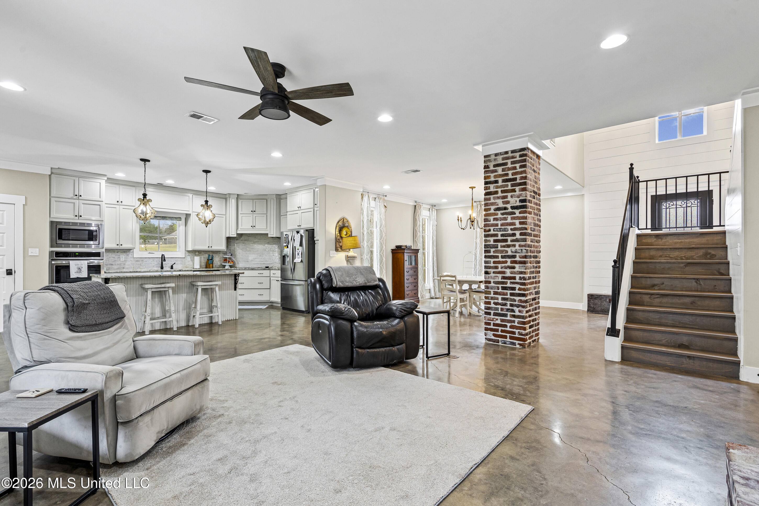 5078 Dixie Creek Drive