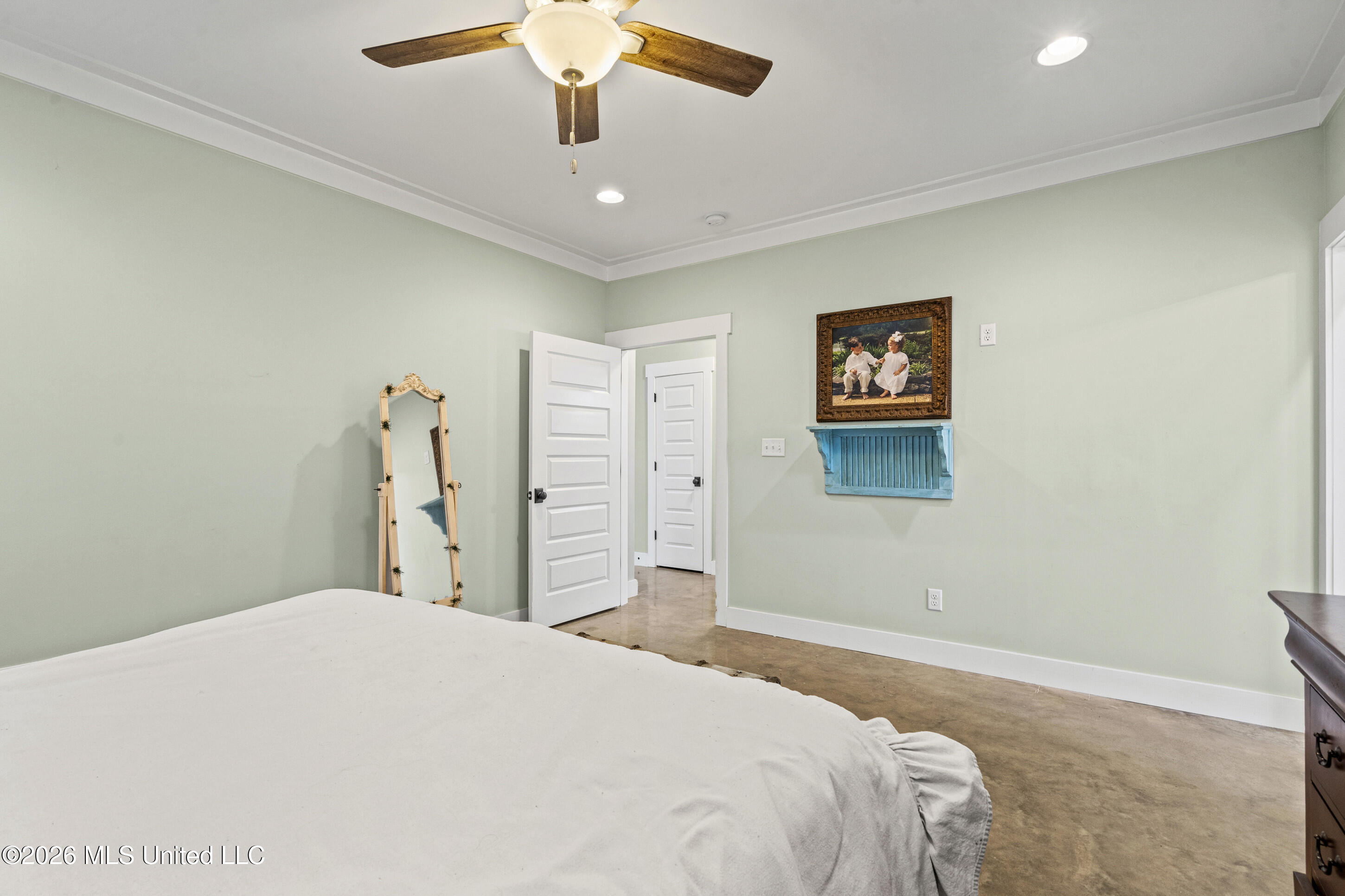 5078 Dixie Creek Drive