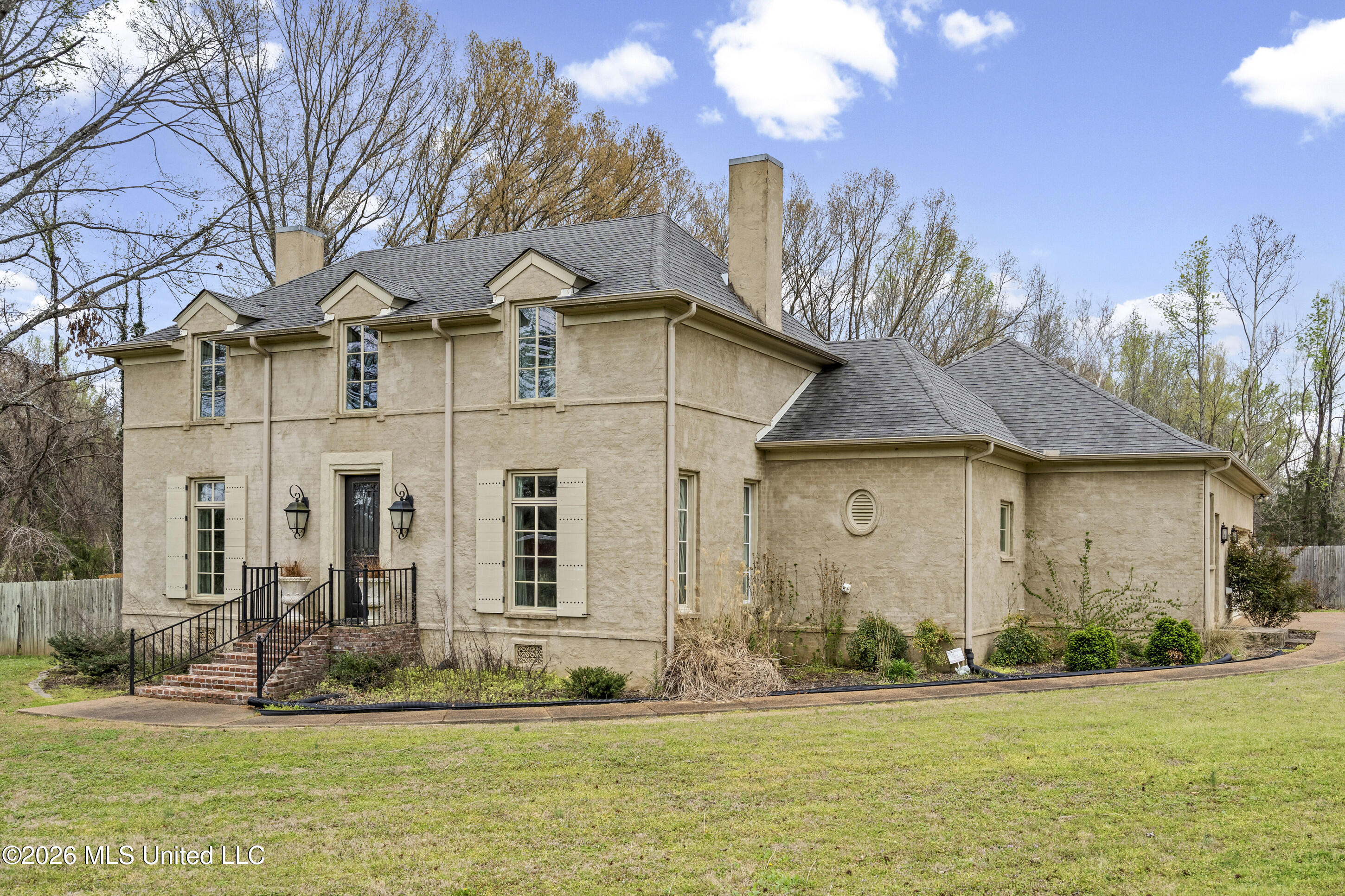 5078 Dixie Creek Drive