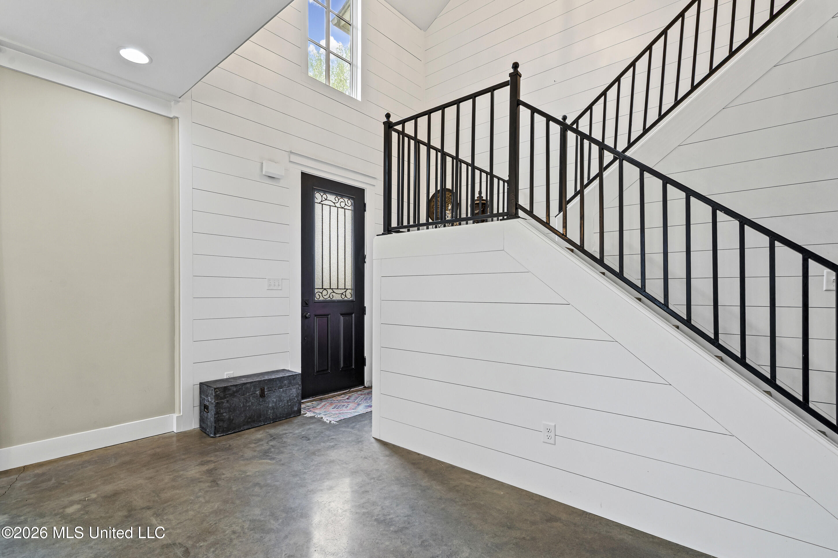 5078 Dixie Creek Drive