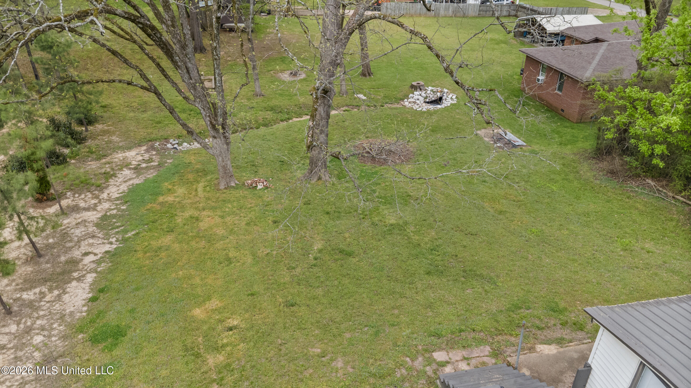 141 S Senter Street