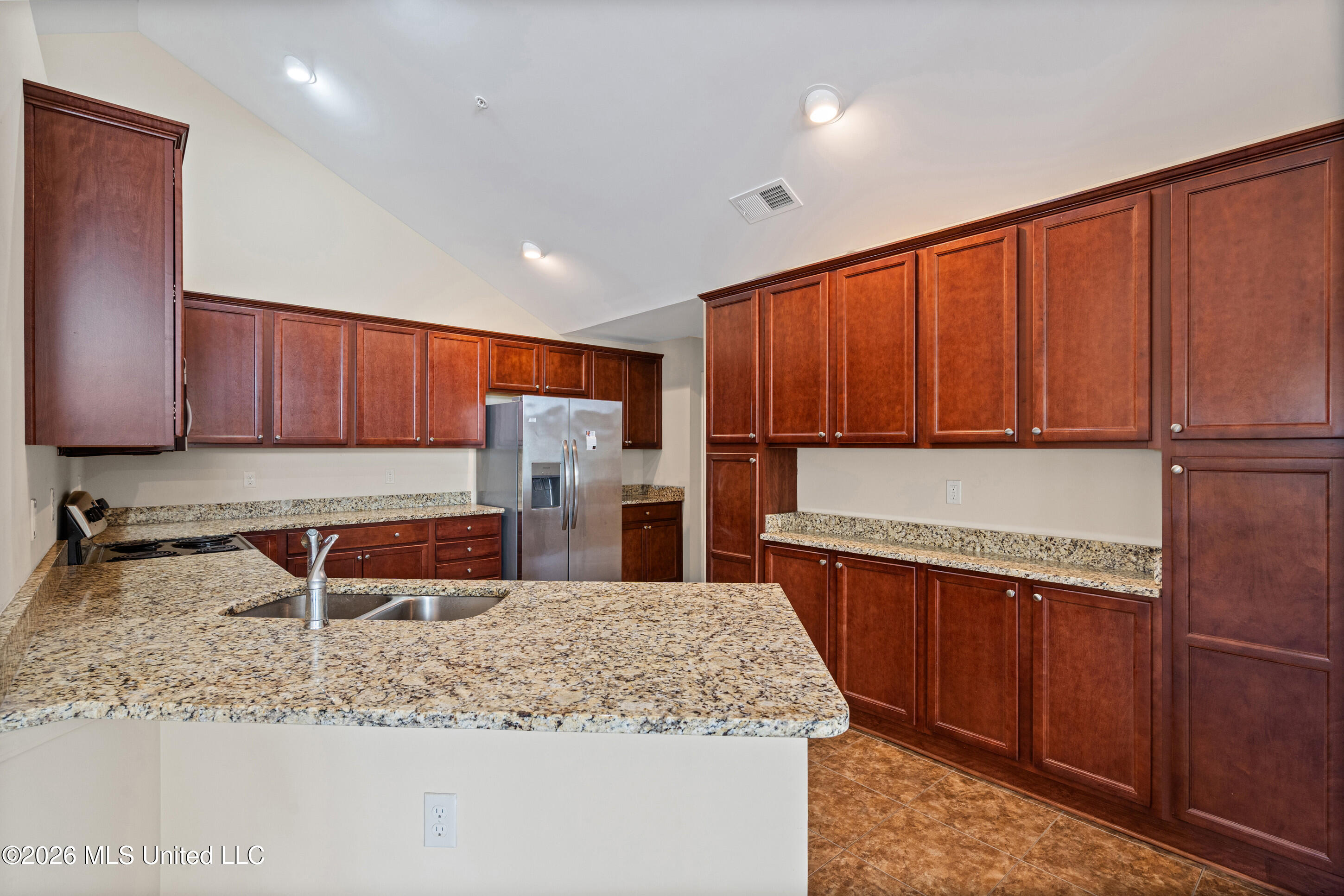 8686 Parkview Oaks Circle