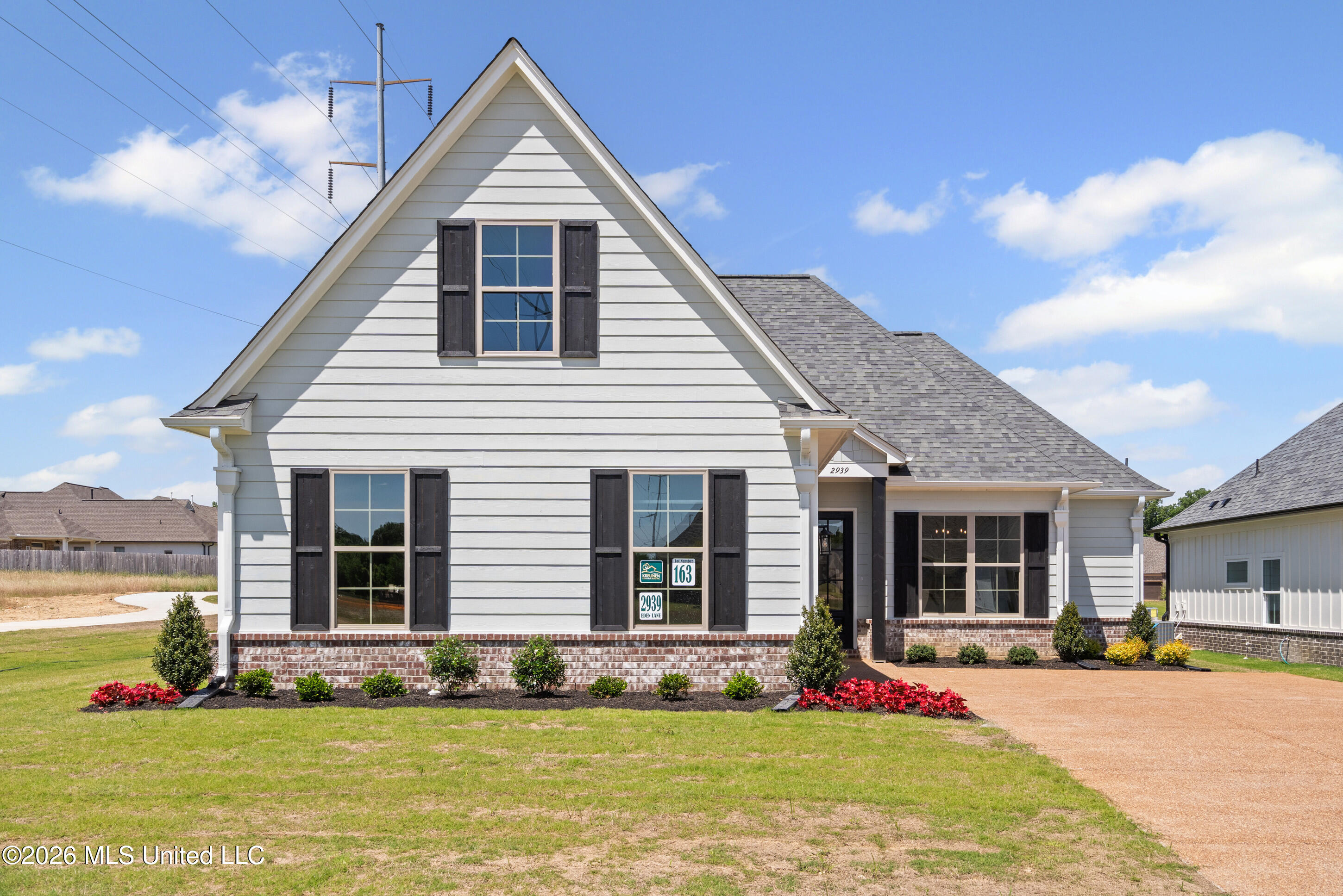 2939 Eden Lane