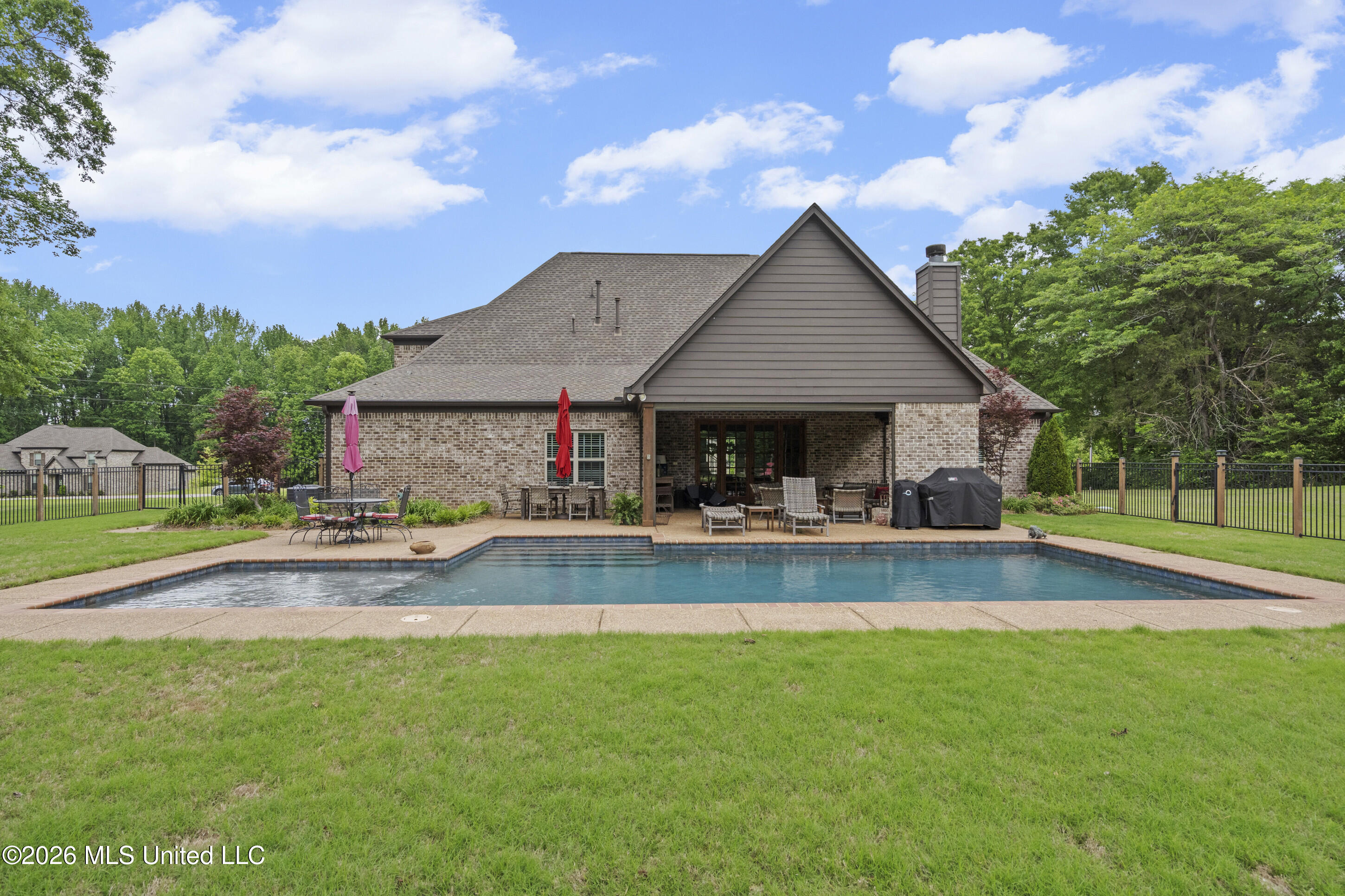 9181 Honey Suckle Way