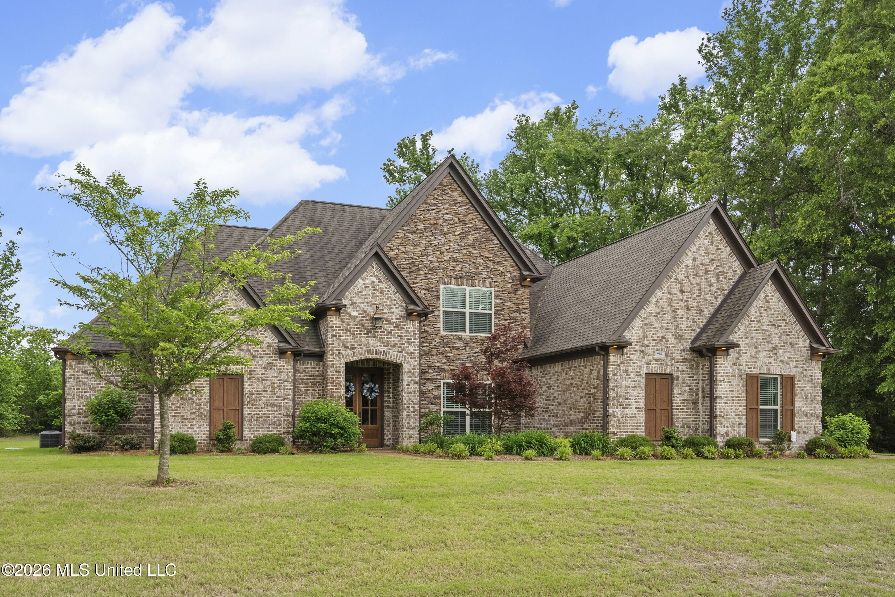 9181 Honey Suckle Way