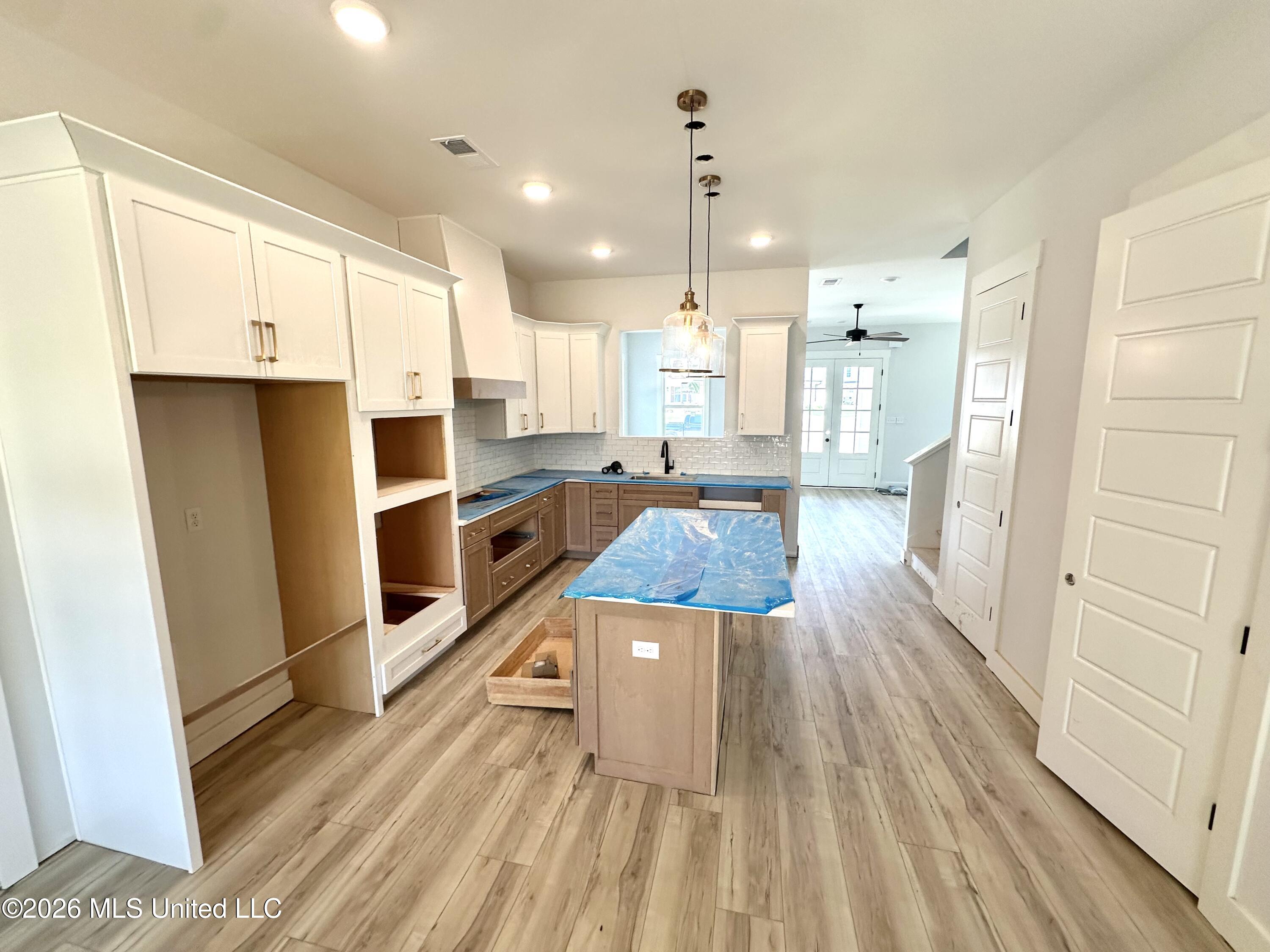 3833 Camborne Lane