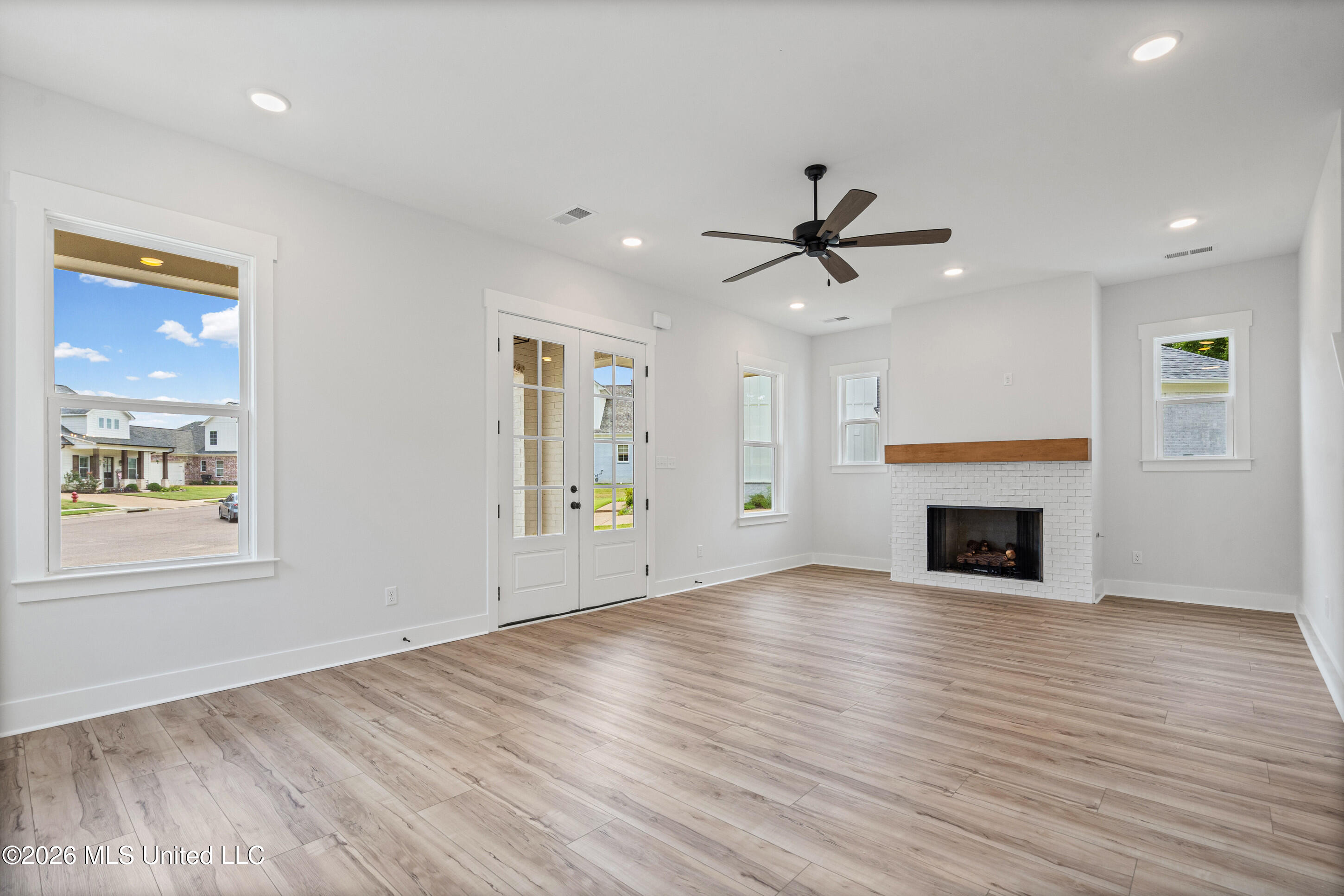 3833 Camborne Lane