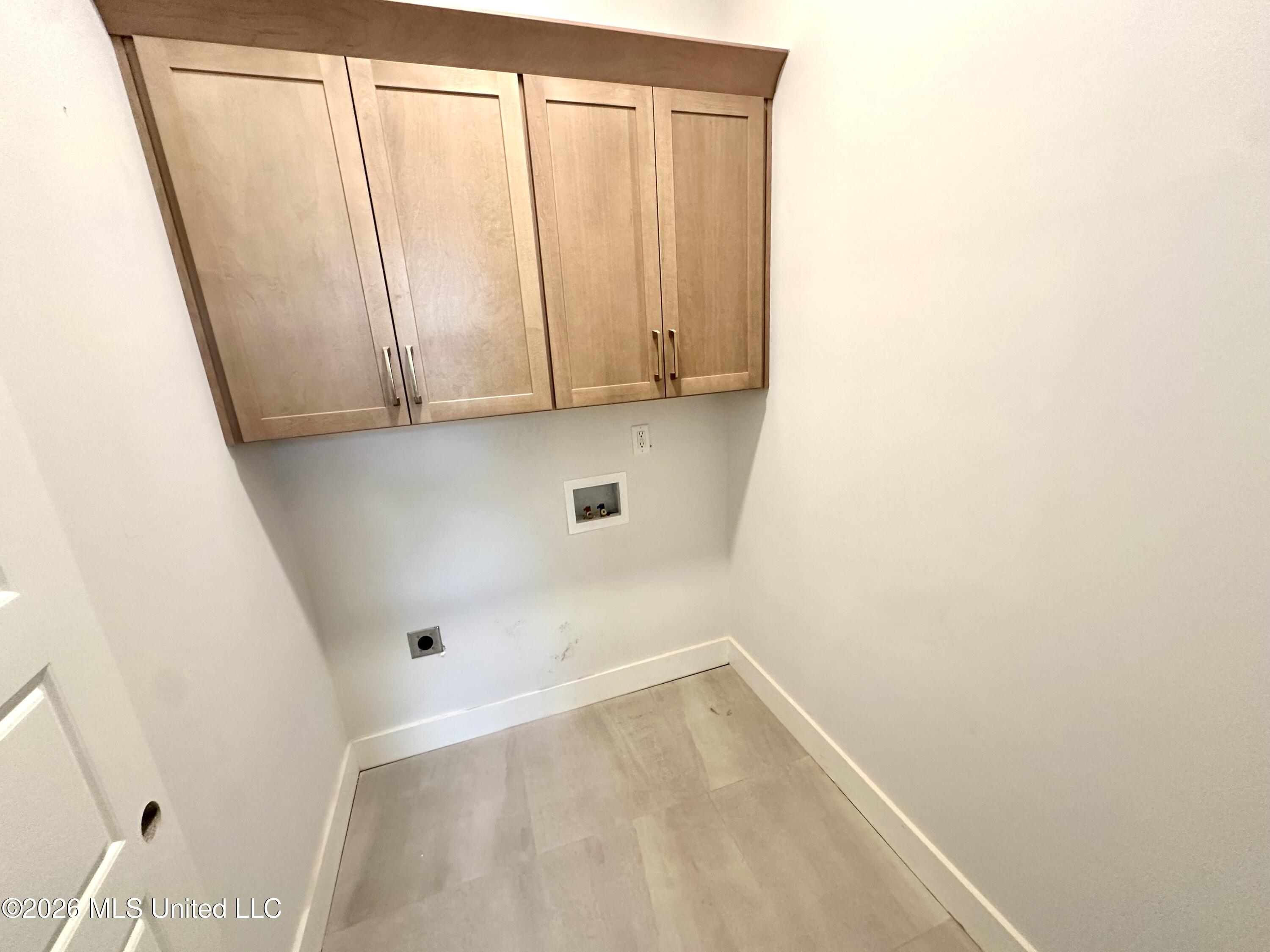 3833 Camborne Lane