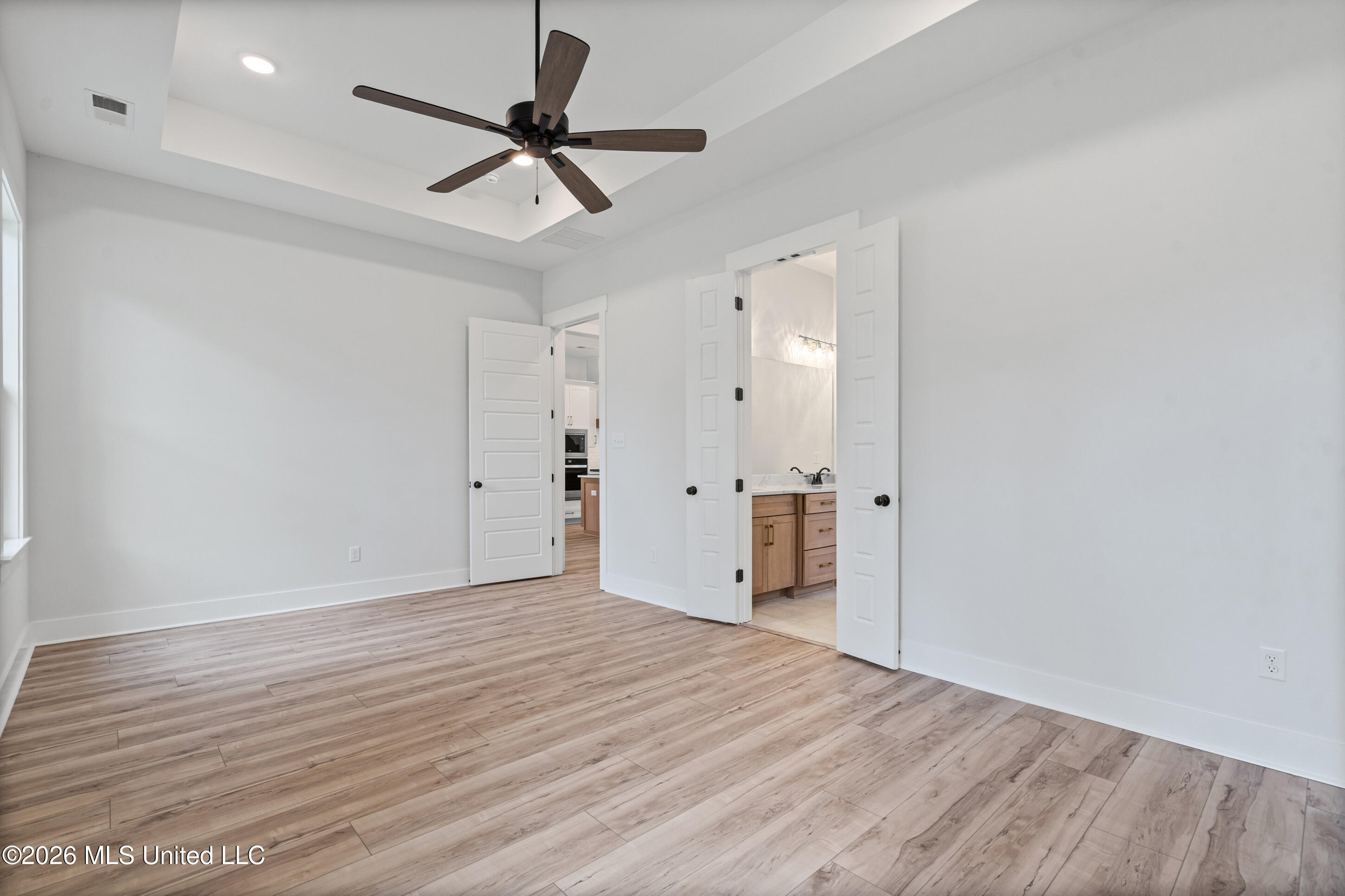 3833 Camborne Lane
