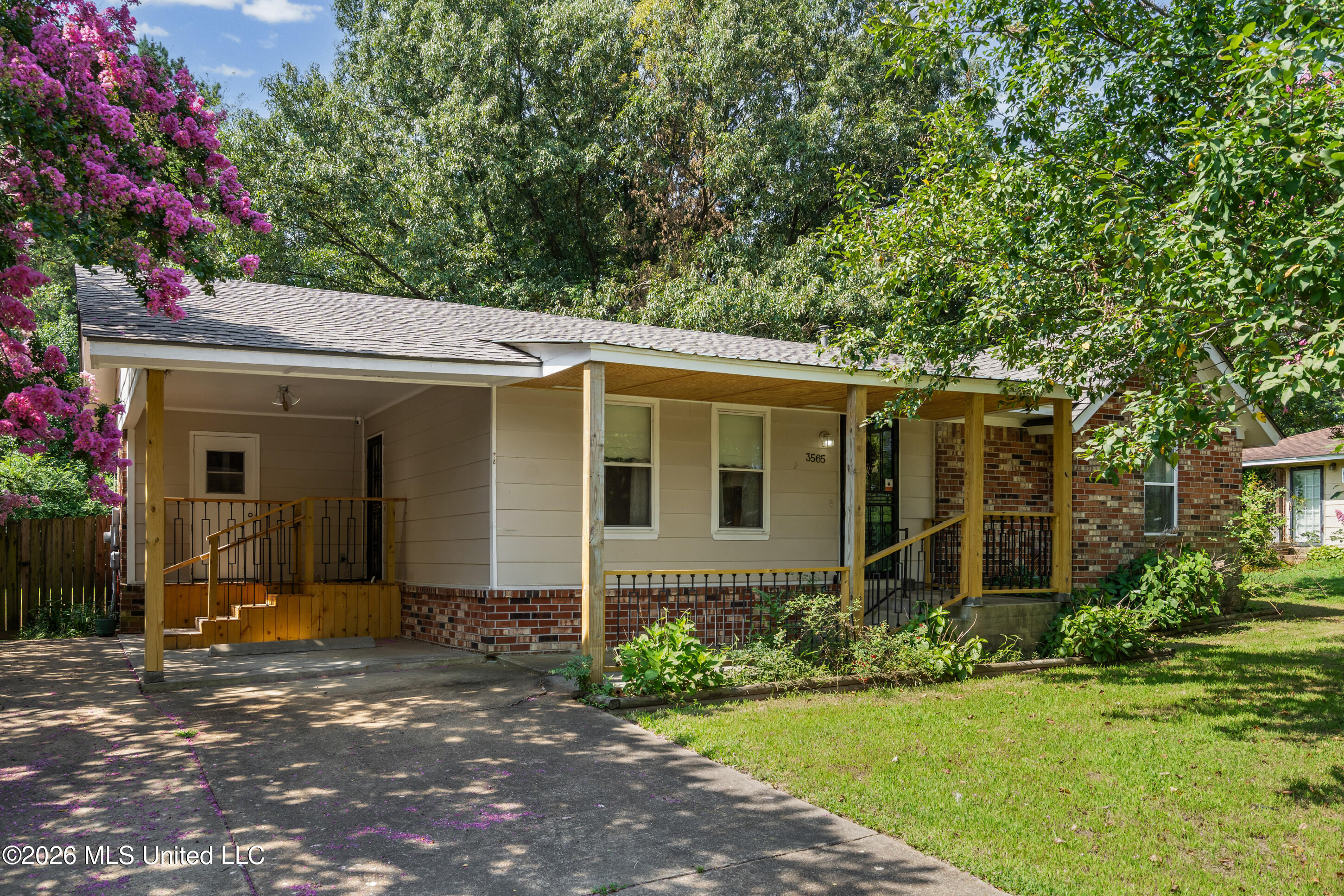 3565 Heathcliff Drive