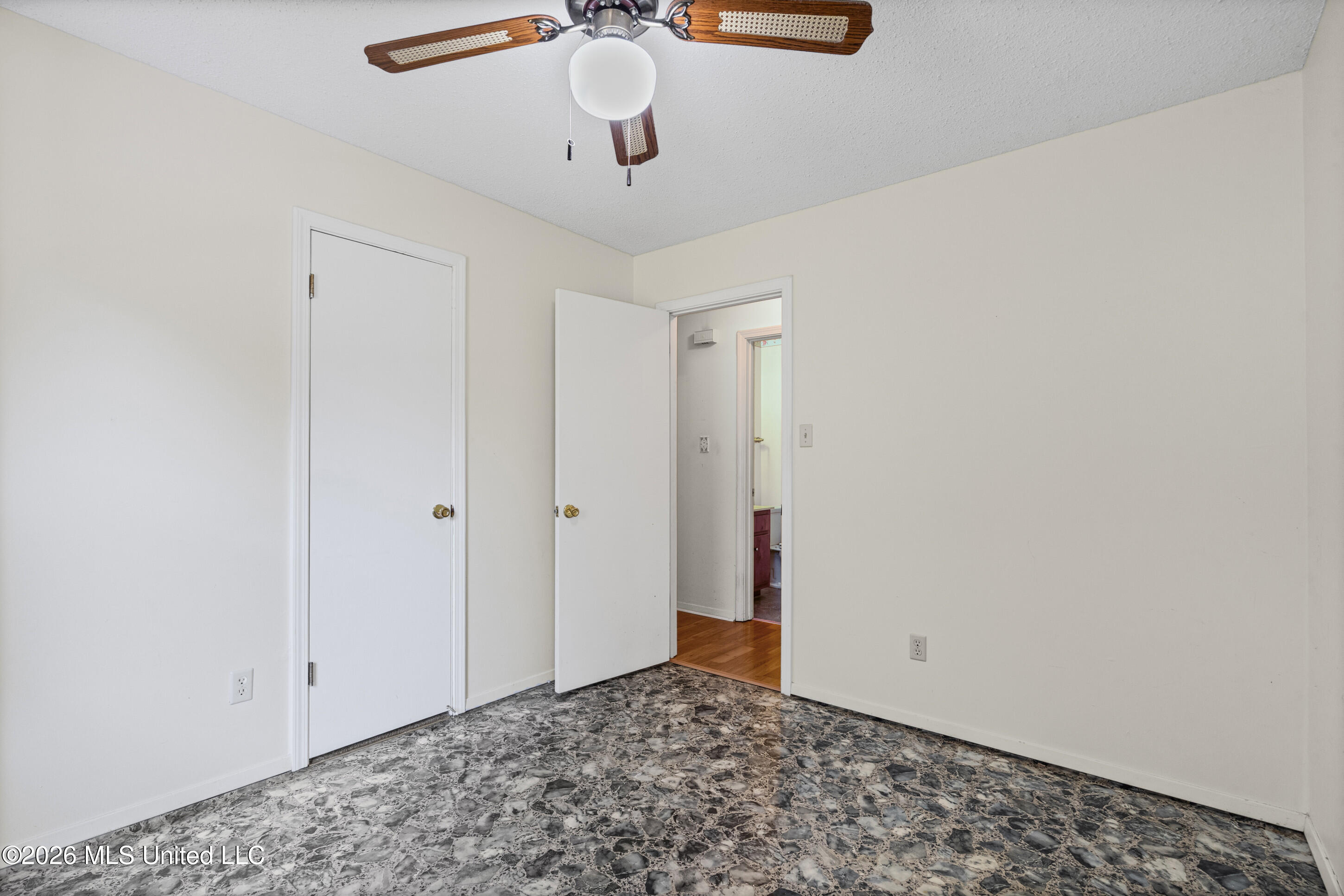 3565 Heathcliff Drive