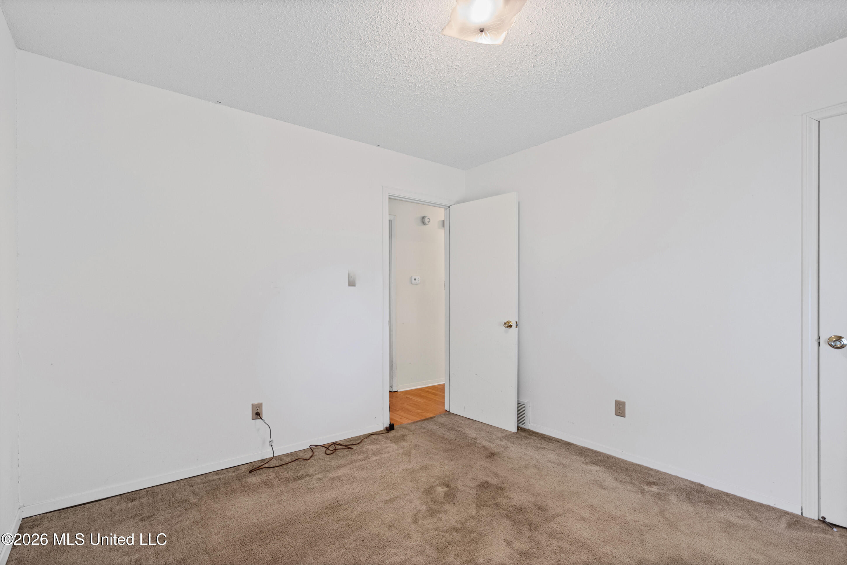 3565 Heathcliff Drive