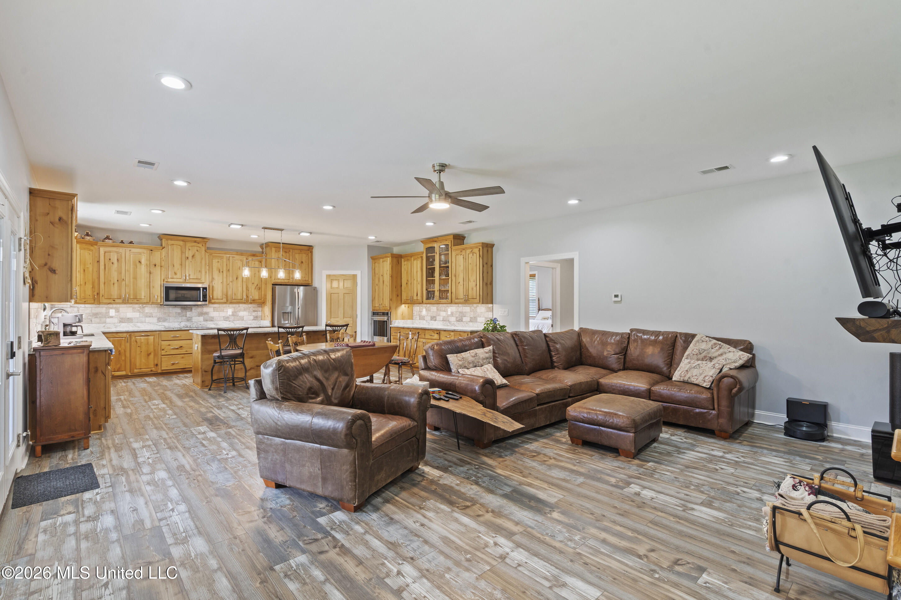 5435 Bright Road
