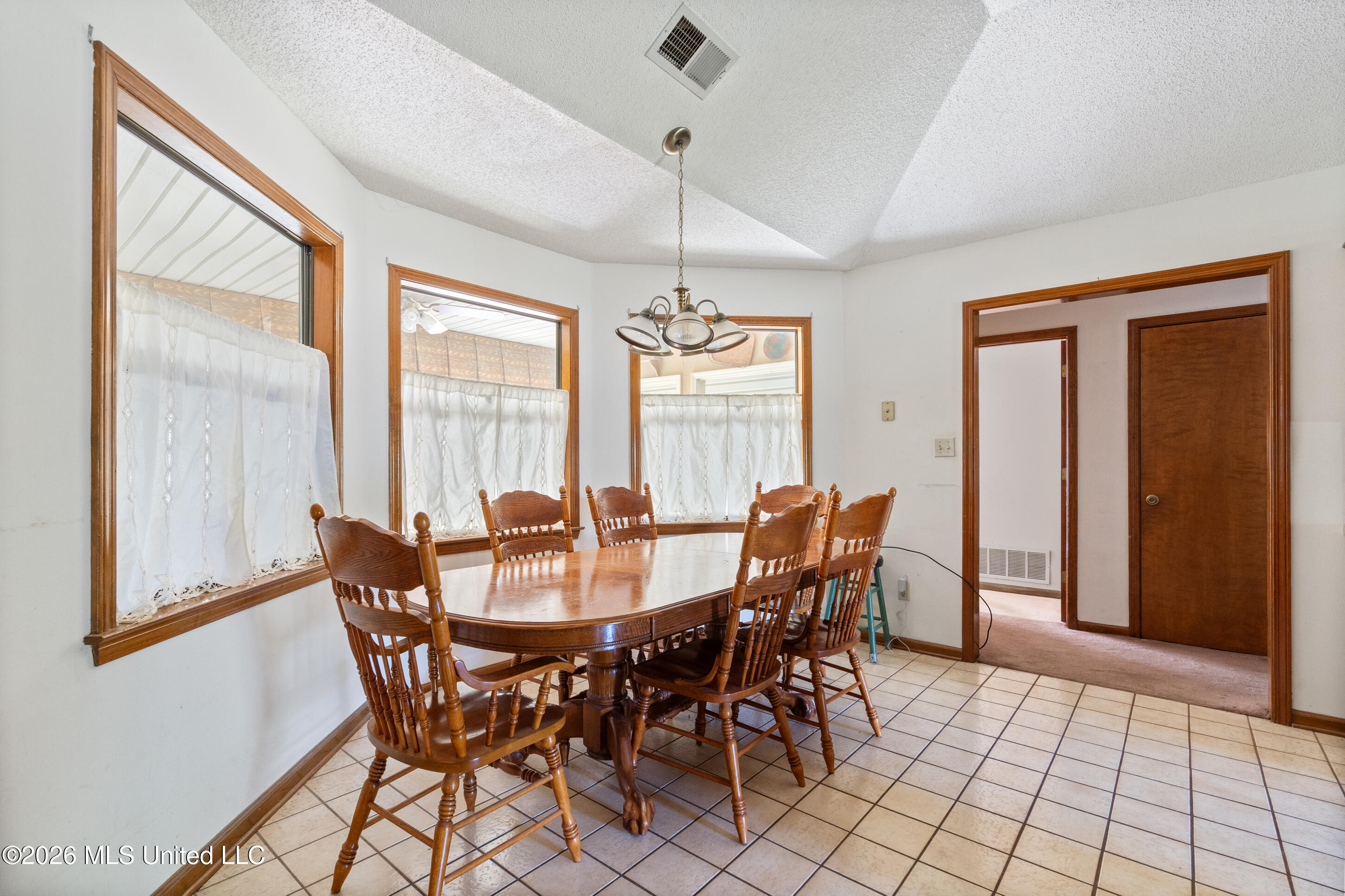 4075 Davall Drive