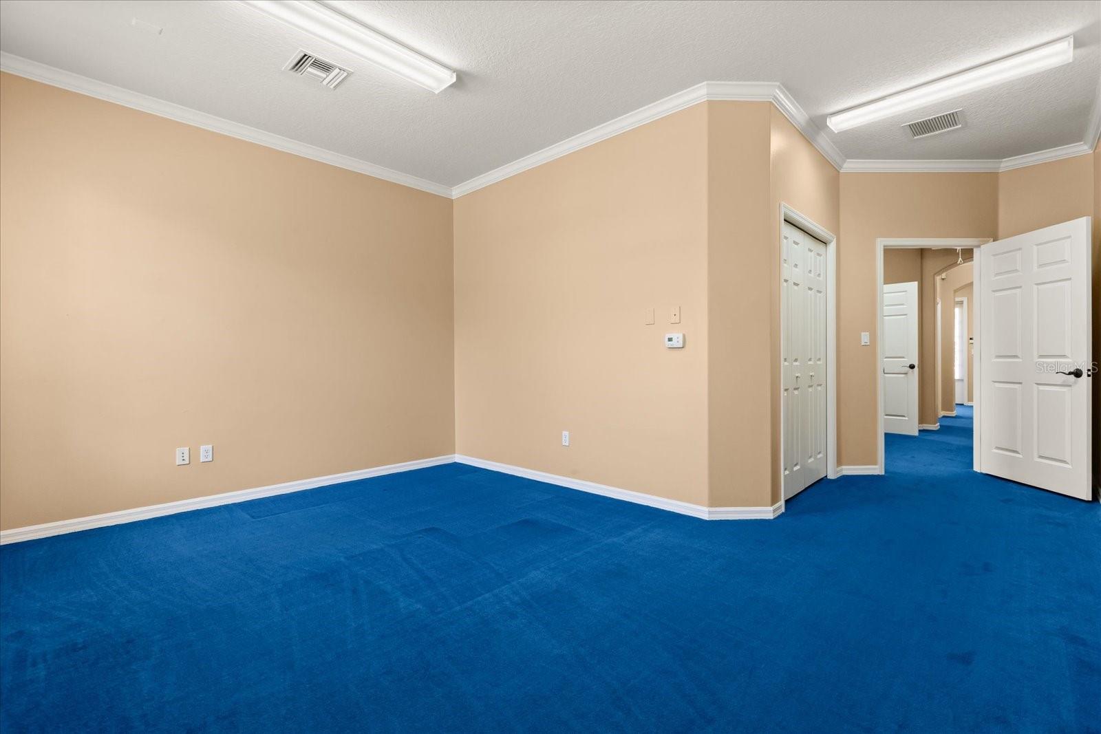 142 PARLIAMENT LOOP