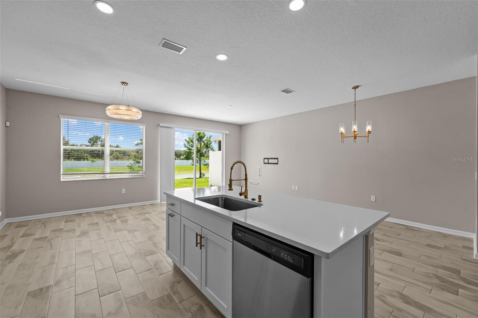 10985 BRIGHTLEAF CT