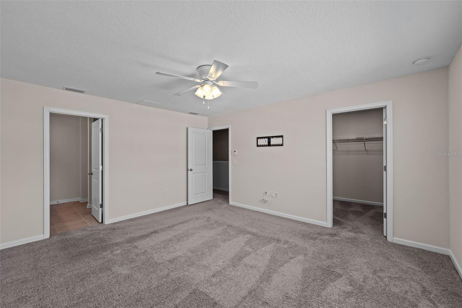 10985 BRIGHTLEAF CT