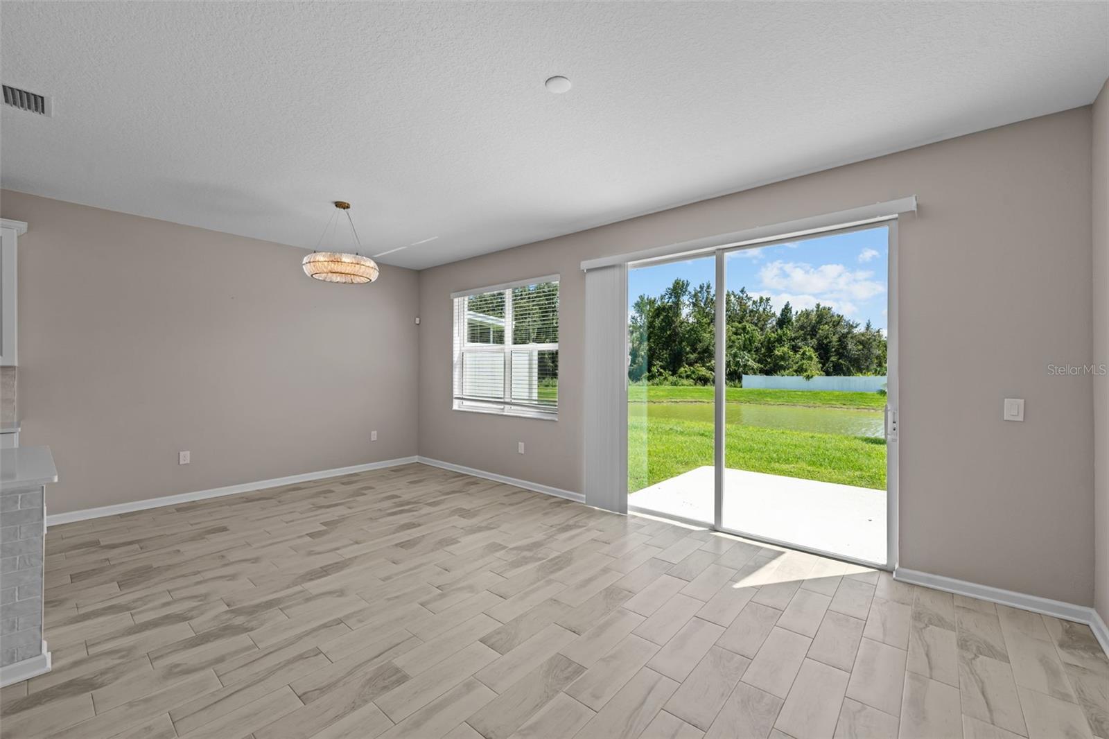 10985 BRIGHTLEAF CT