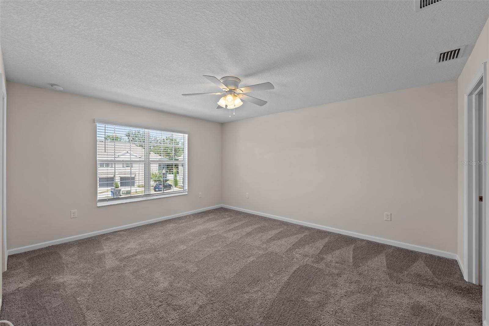 10985 BRIGHTLEAF CT