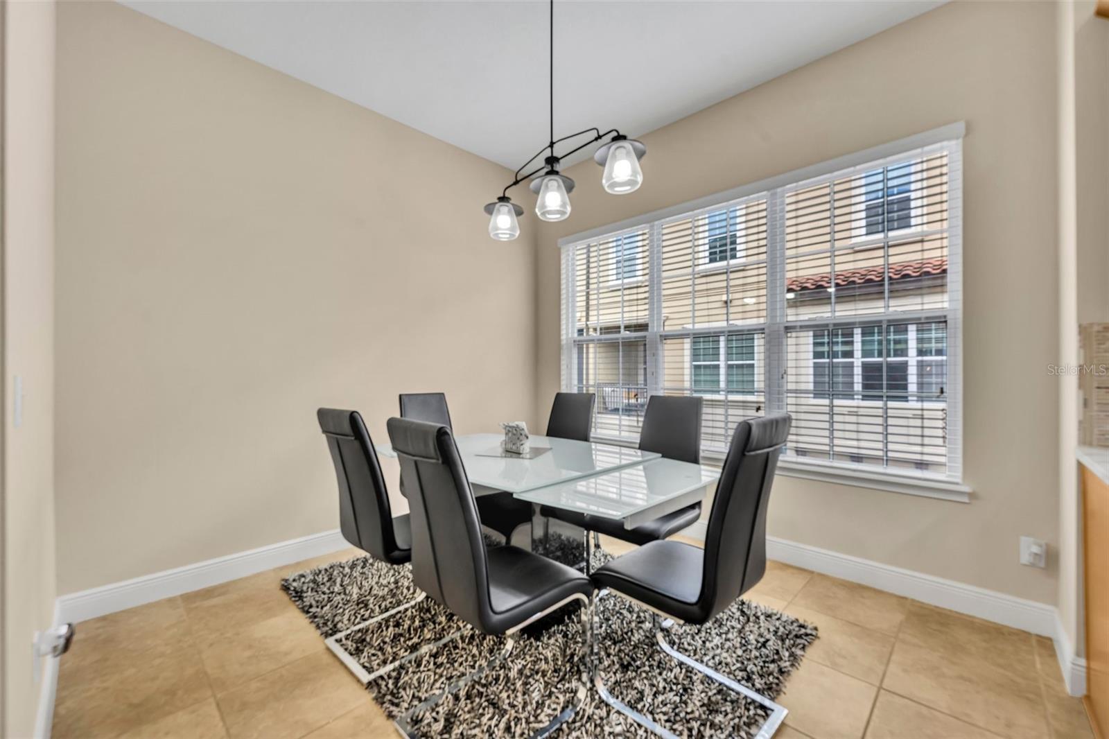 1436 LOBELIA DR