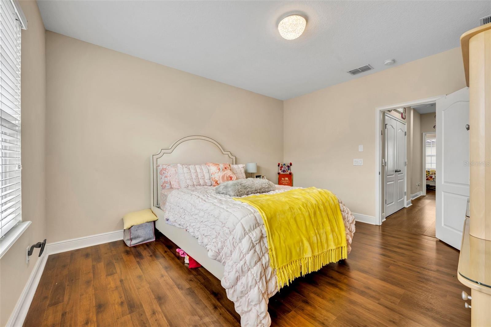 1436 LOBELIA DR