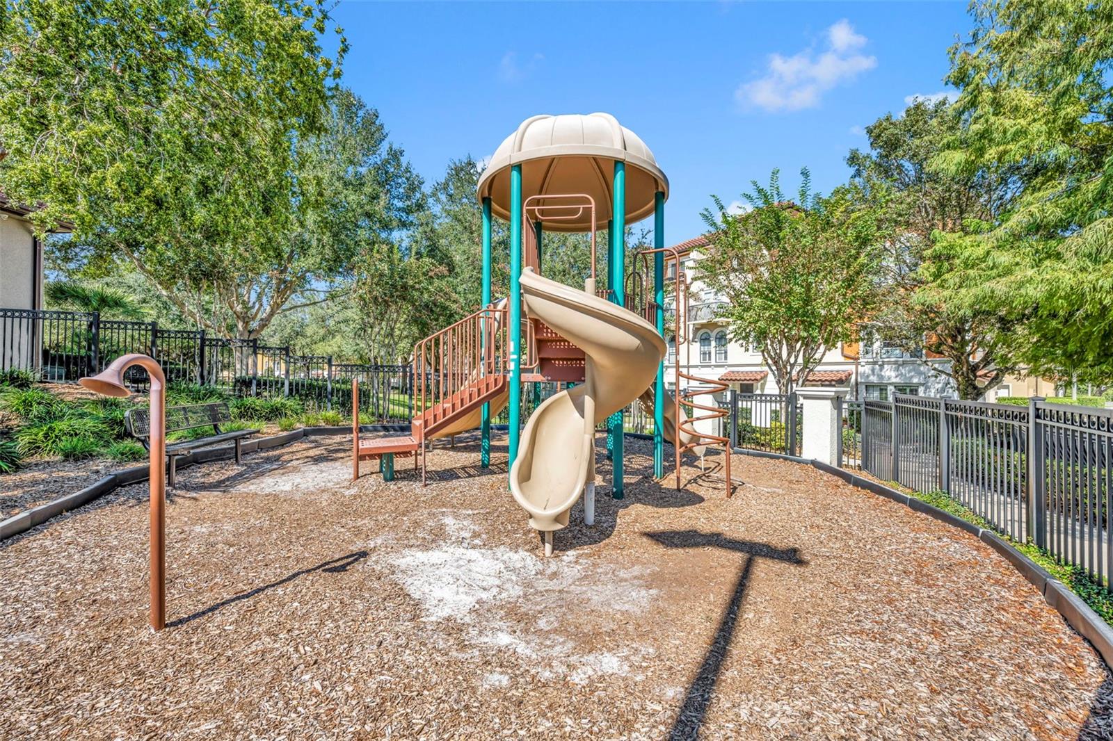 1436 LOBELIA DR