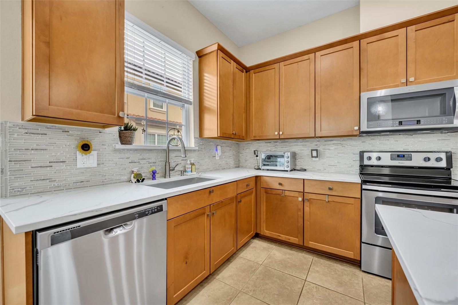 1436 LOBELIA DR