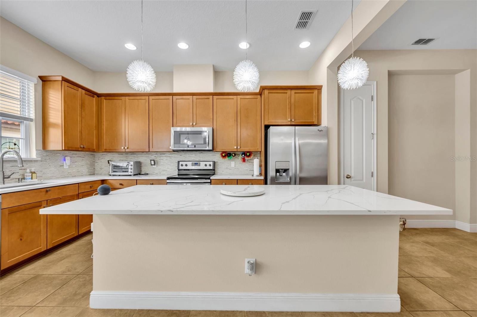1436 LOBELIA DR