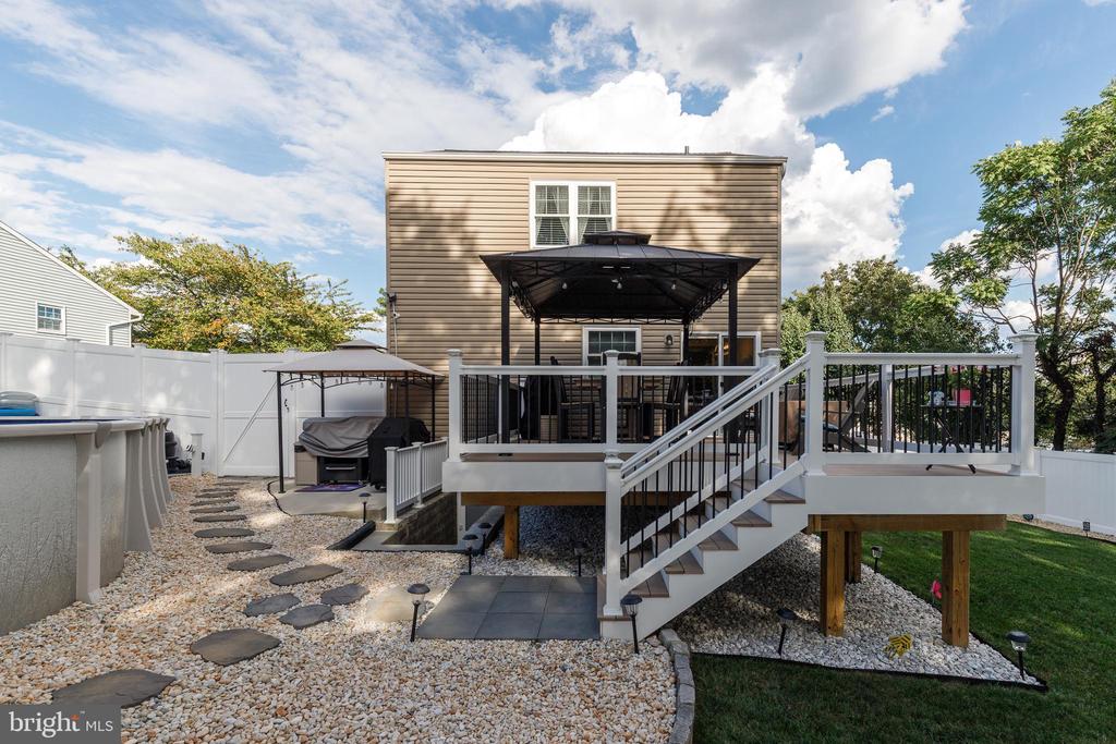 306 VISTA AVENUE