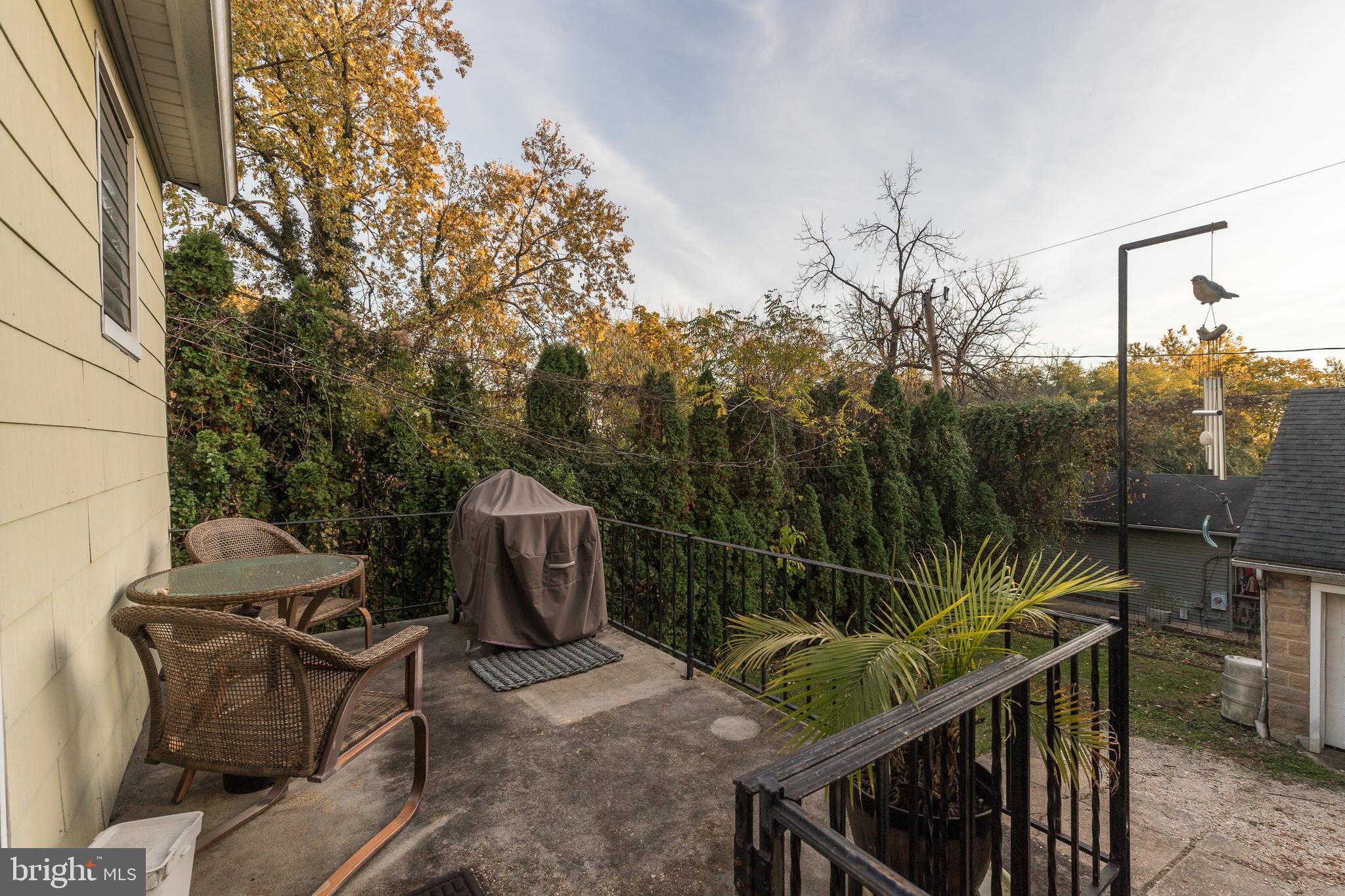 2901 RUECKERT AVENUE