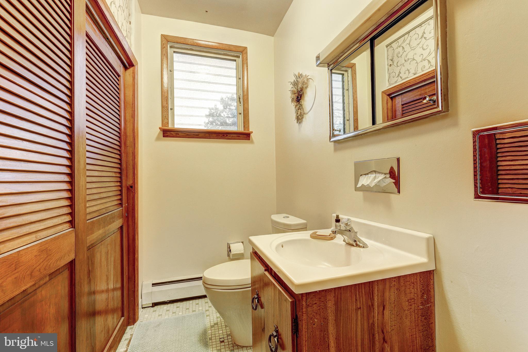 2901 RUECKERT AVENUE