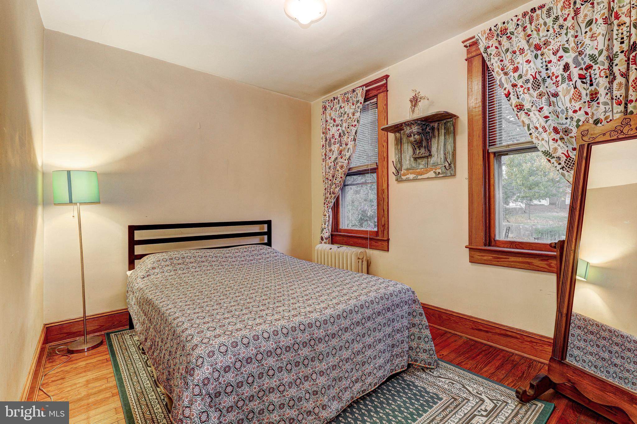 2901 RUECKERT AVENUE