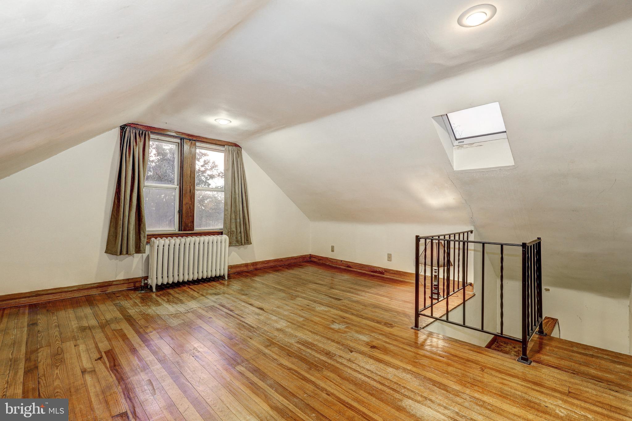 2901 RUECKERT AVENUE