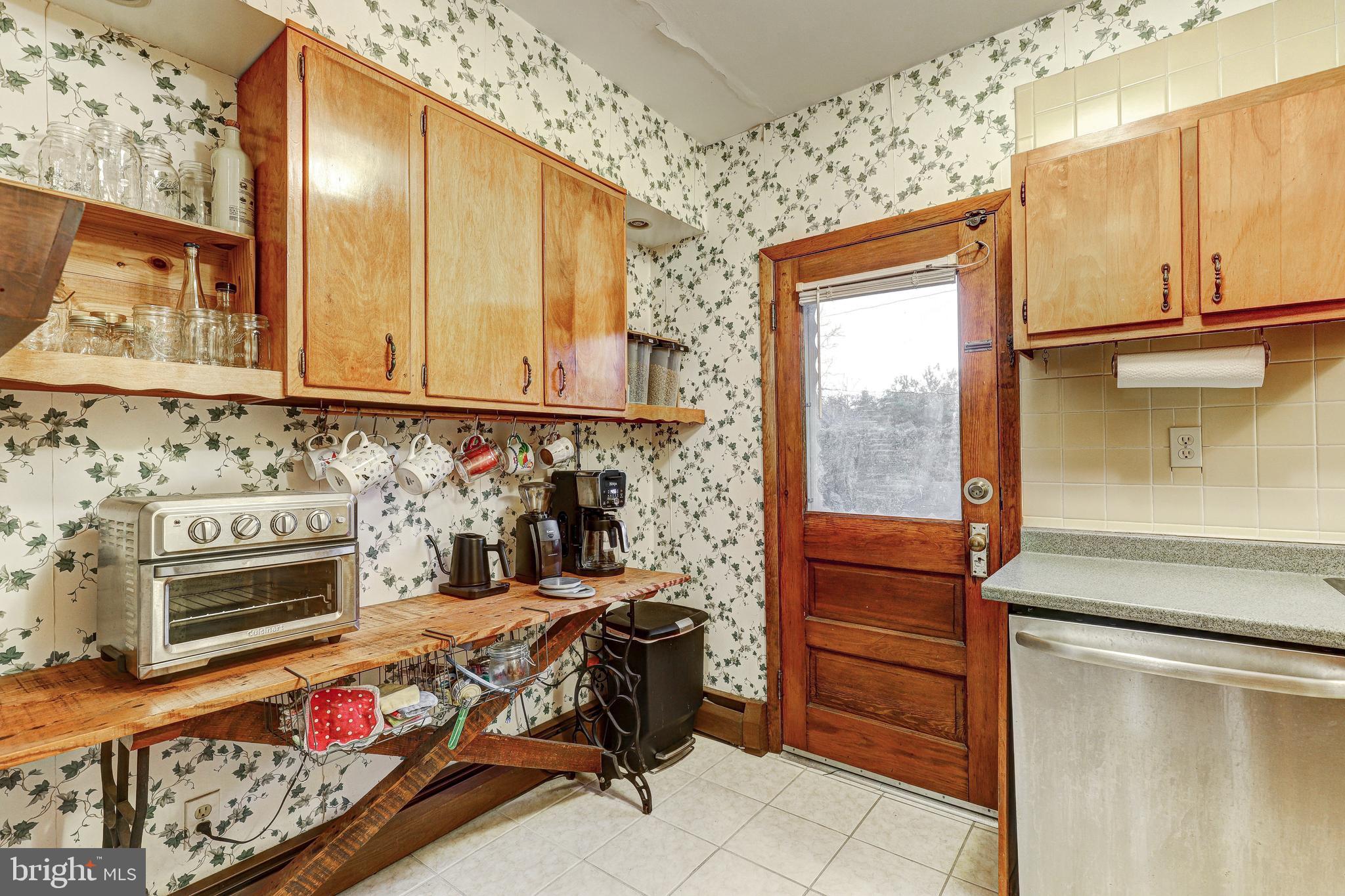 2901 RUECKERT AVENUE