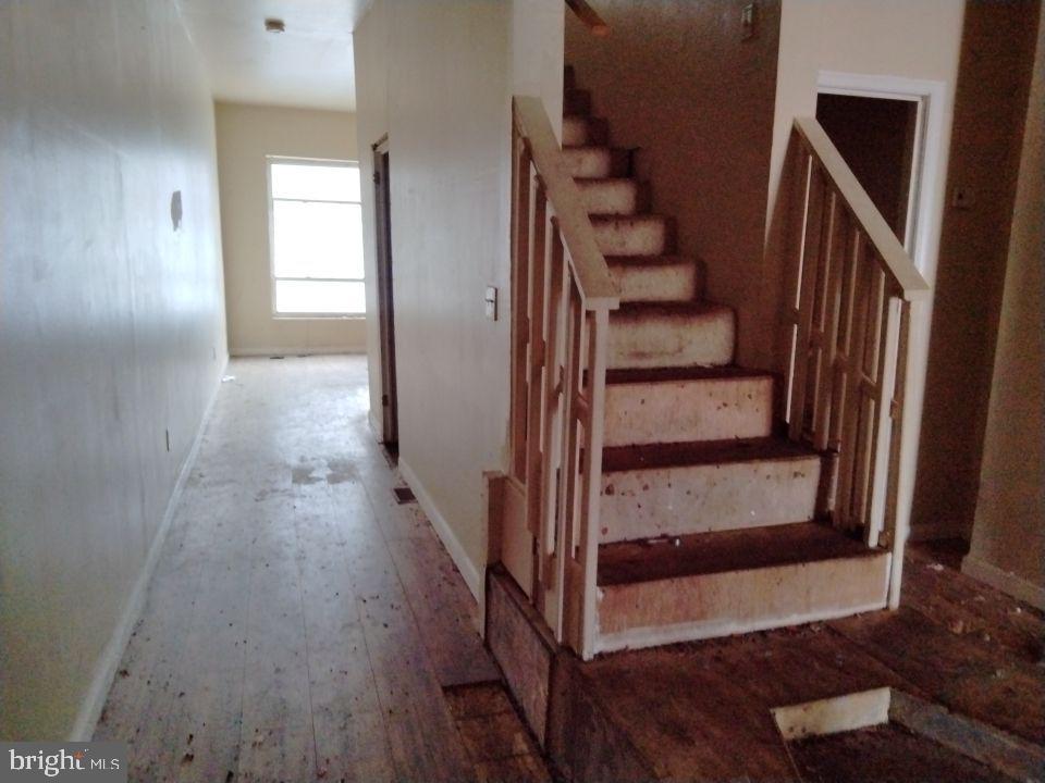 2410 E MADISON STREET