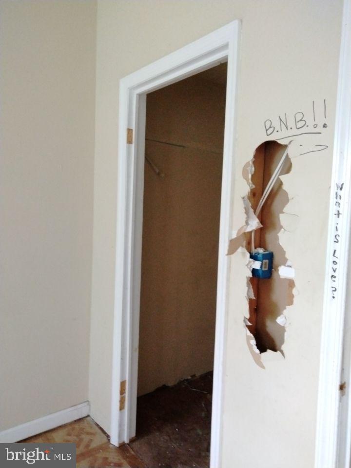 2410 E MADISON STREET