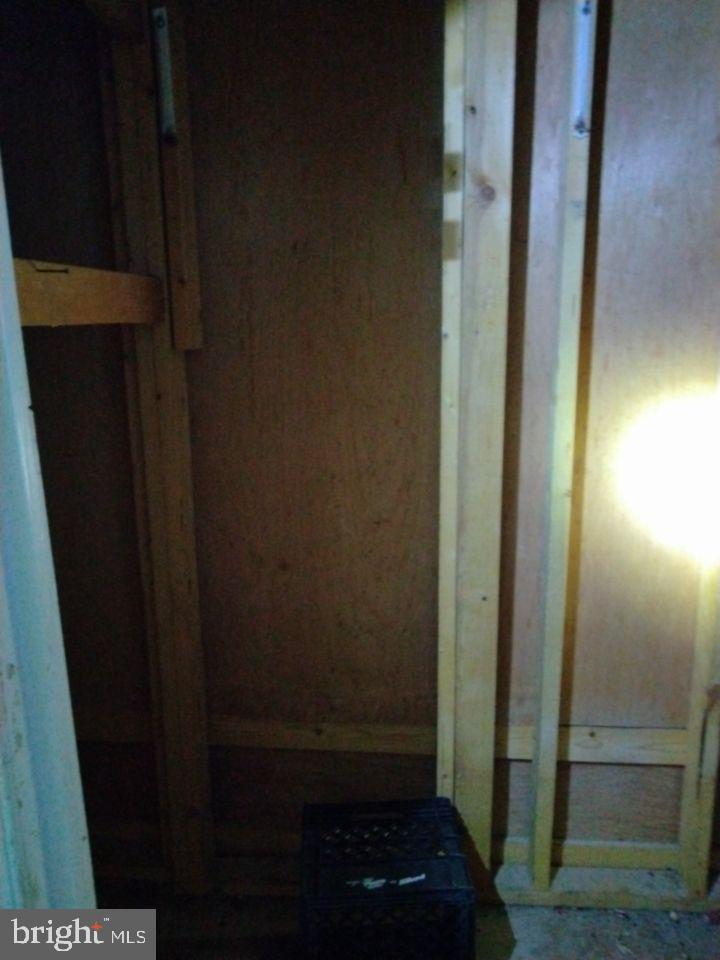 2410 E MADISON STREET