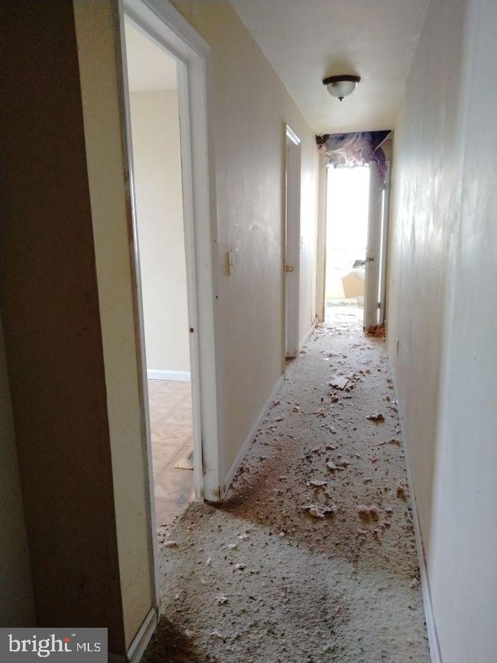 2410 E MADISON STREET