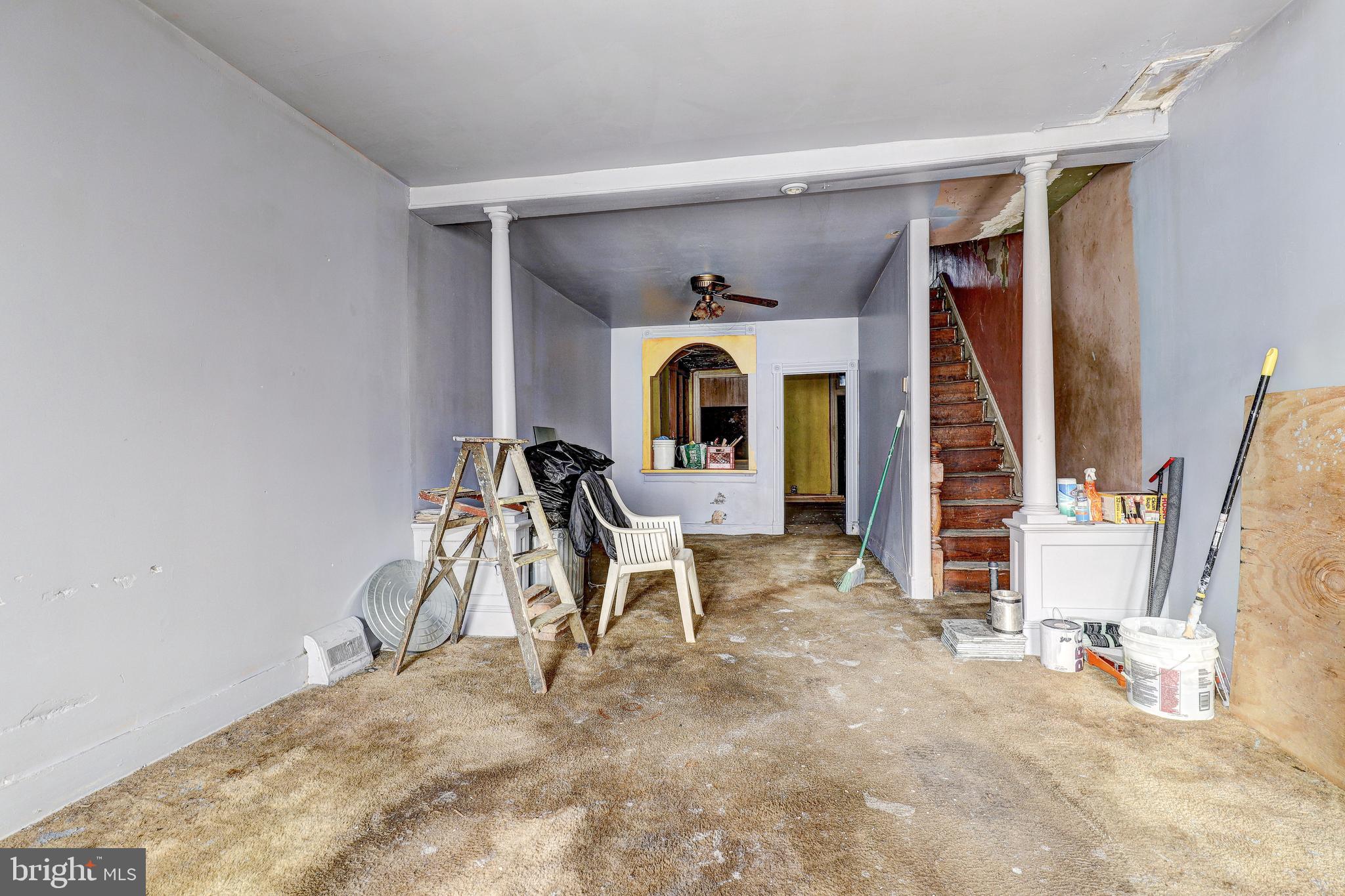 1534 N MILTON AVENUE