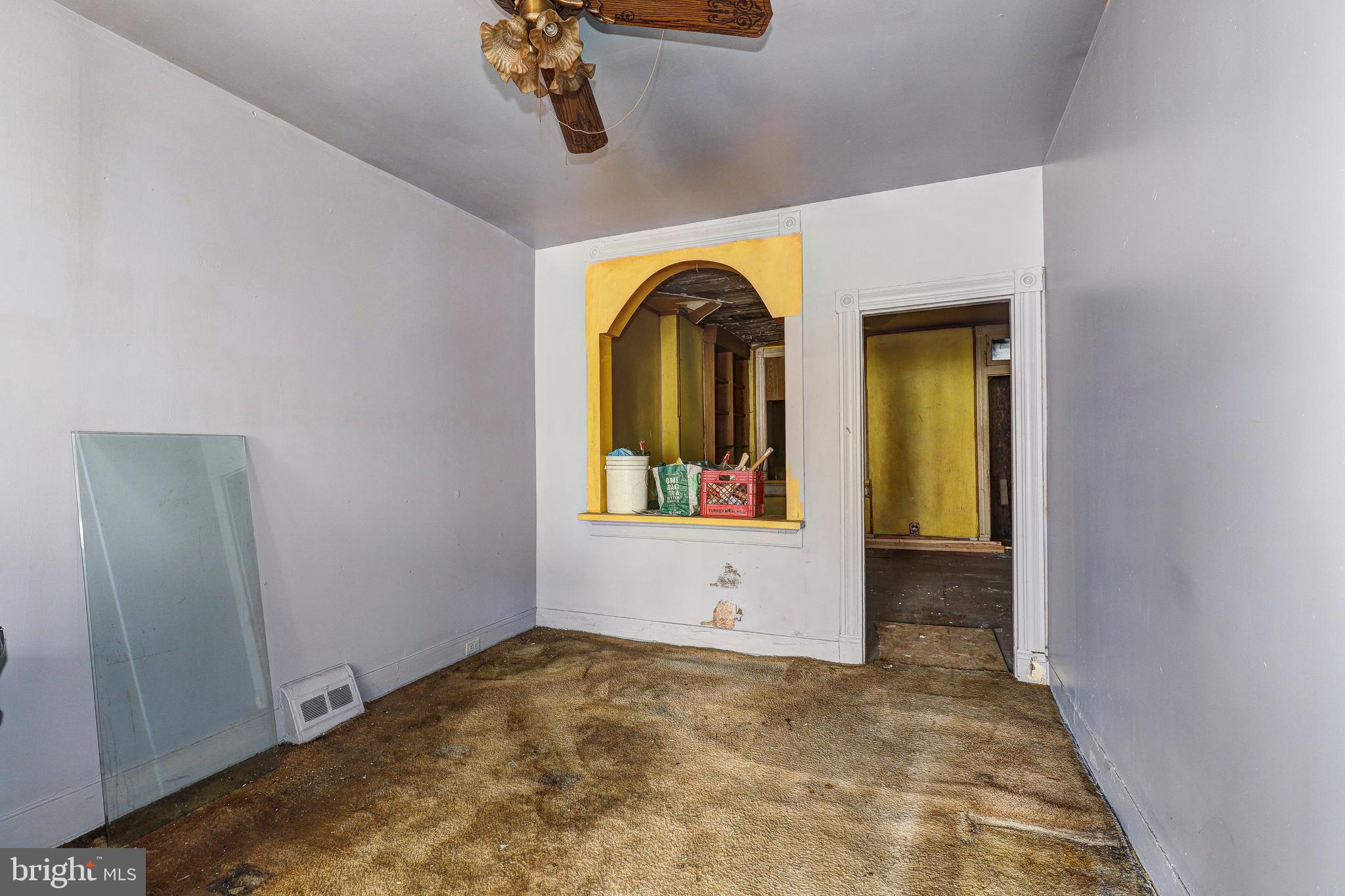 1534 N MILTON AVENUE