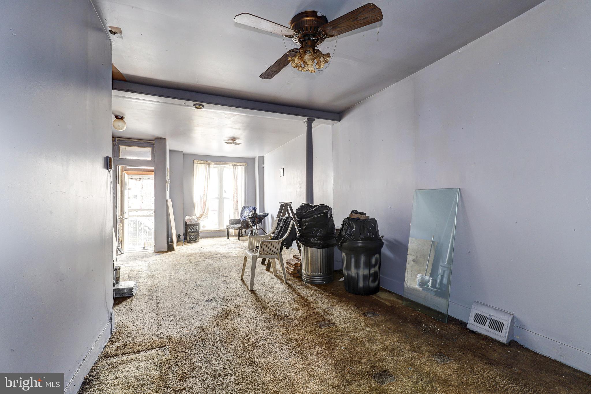 1534 N MILTON AVENUE