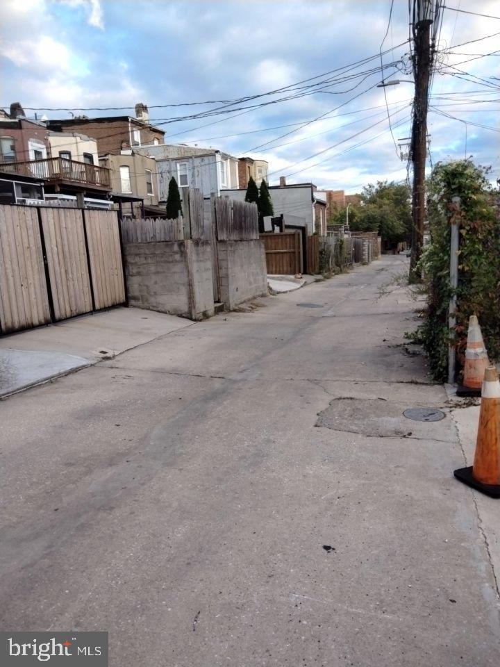 2027 MCCULLOH STREET