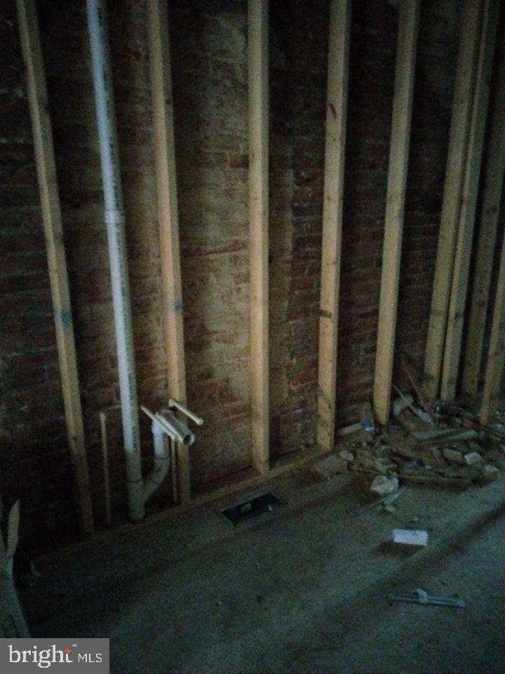 2027 MCCULLOH STREET