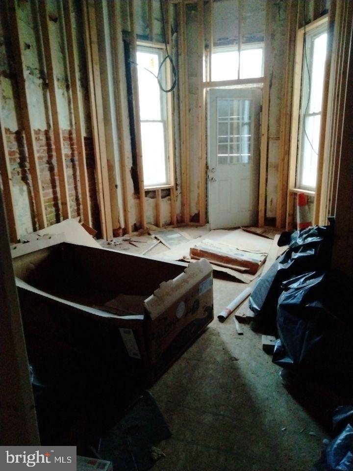 2027 MCCULLOH STREET