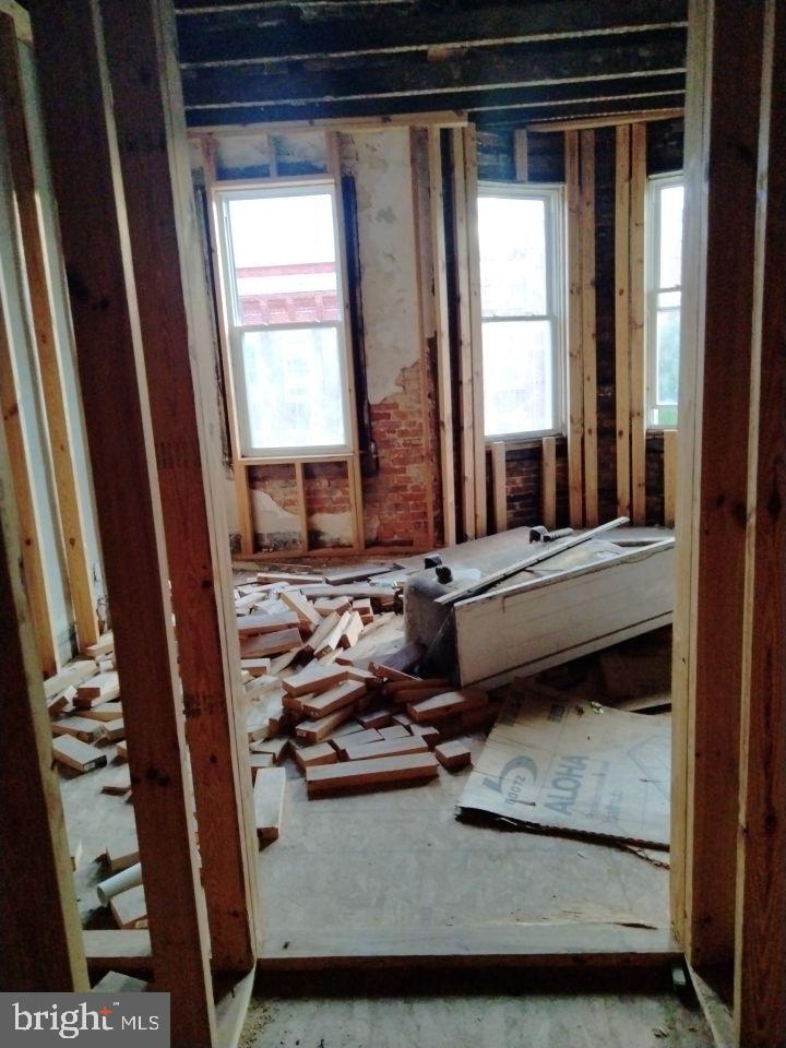 2027 MCCULLOH STREET