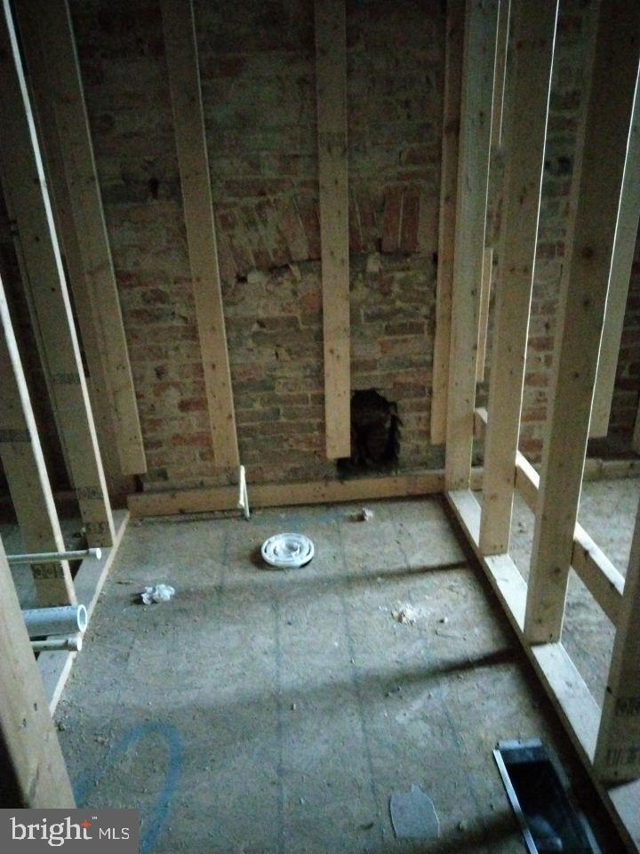 2027 MCCULLOH STREET